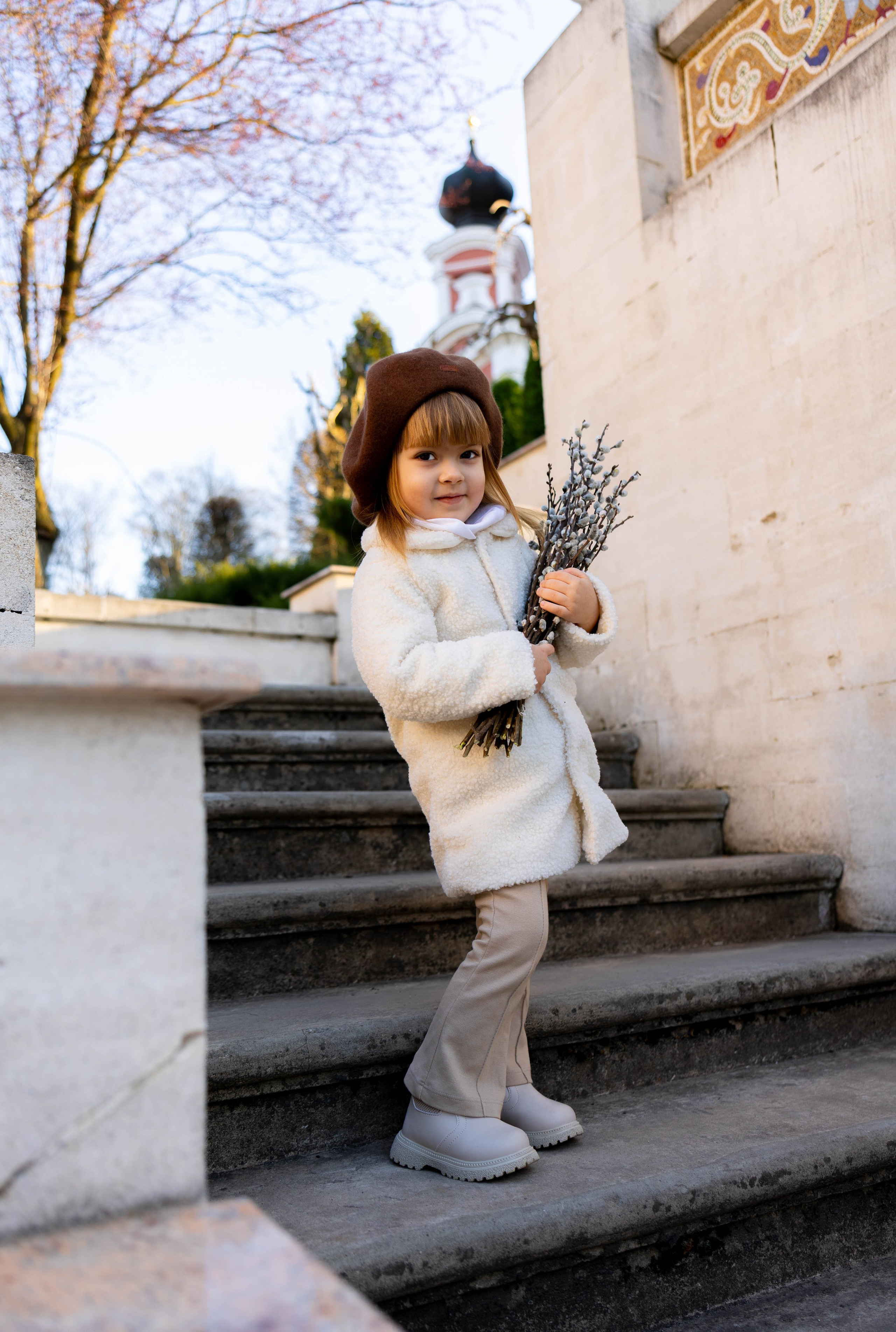 Фотосессия ребенка в вербное воскресенье. Семейный фотограф в Кишиневе, Молдова Врабий Ольга