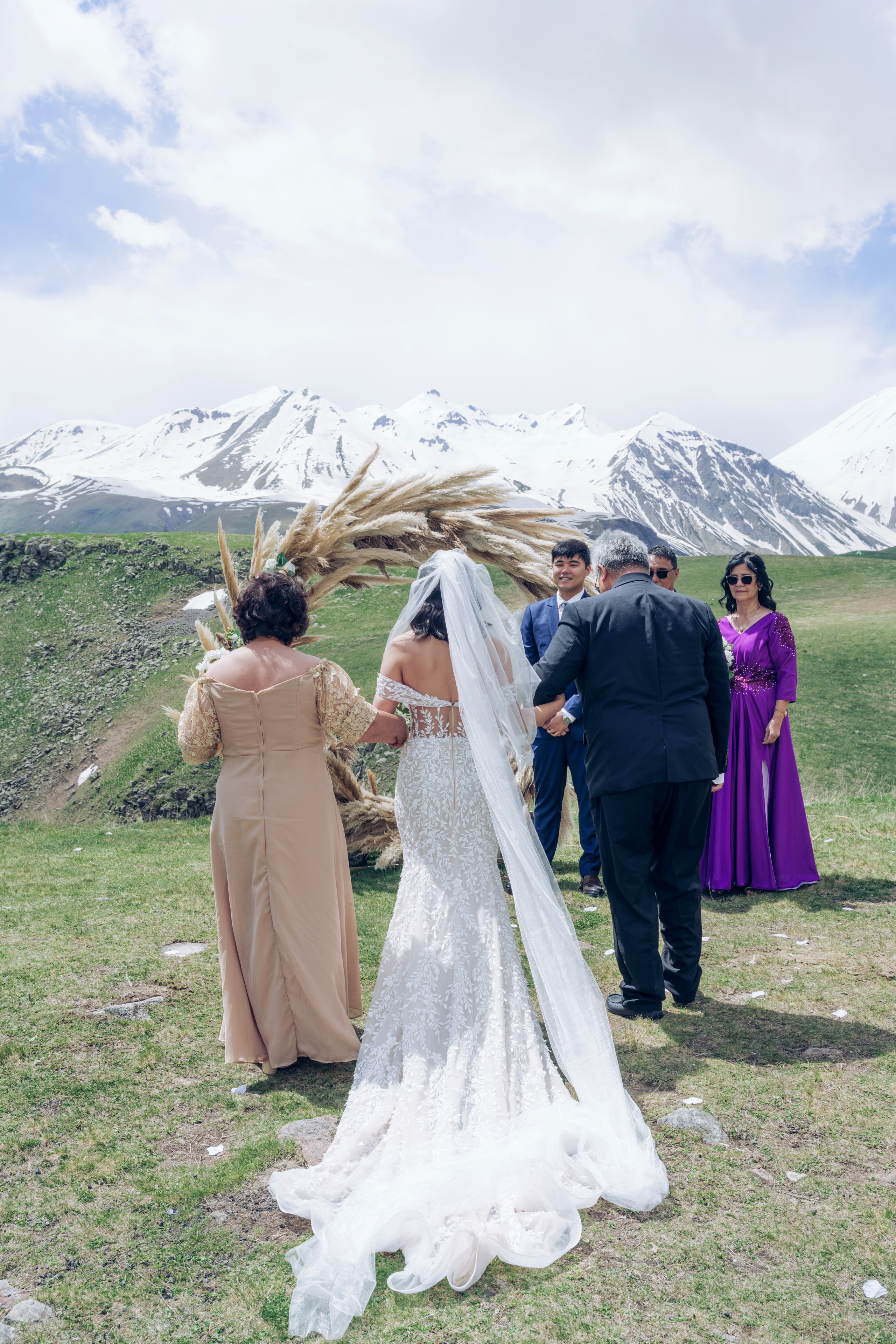 Wedding gudauri. Create your own history with Pierre Studio