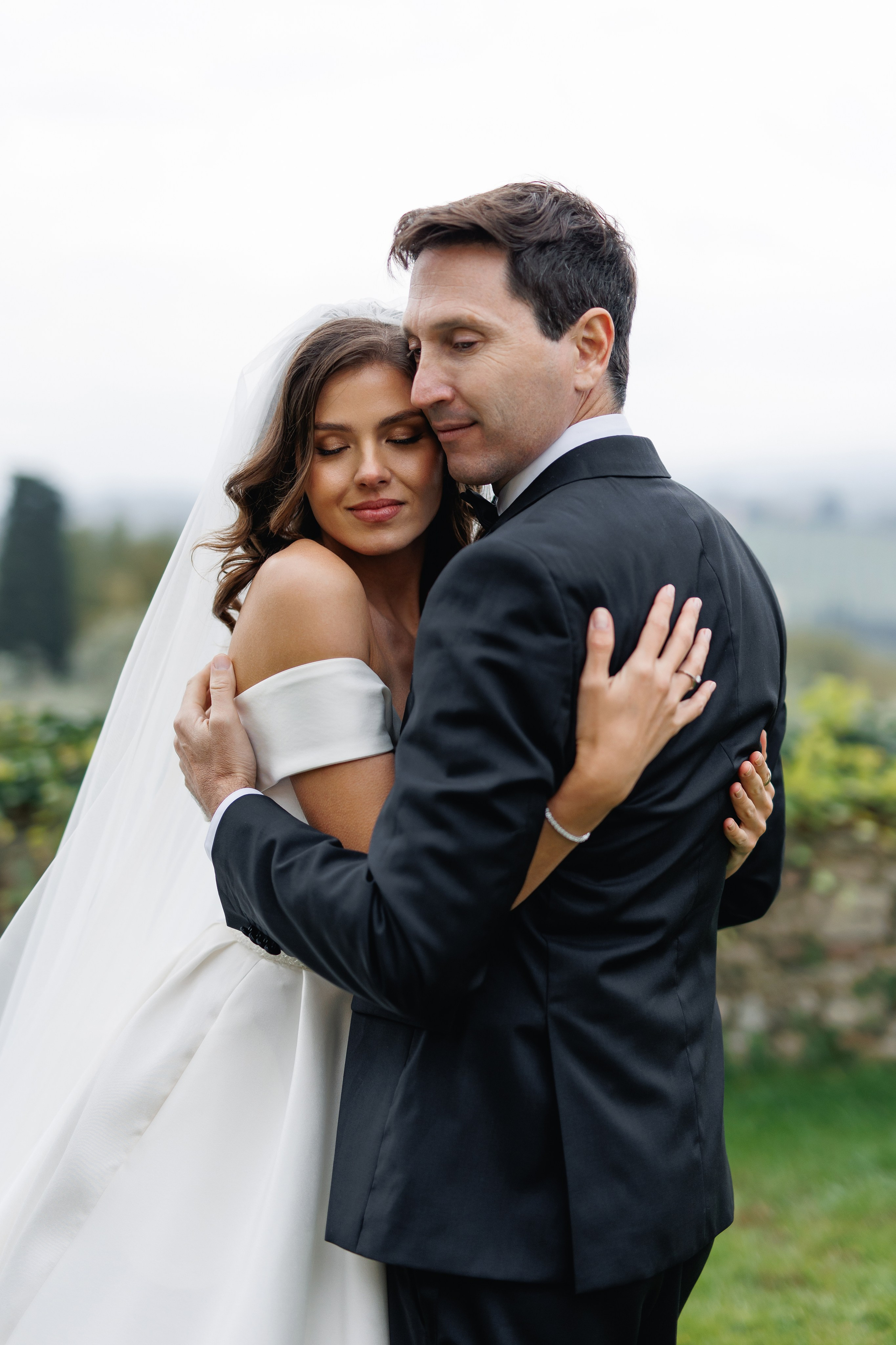 Destination wedding Photographer Italy Tuscany Rome Como Umbria. Wedding Photographer Rome Tuscany Como Sicily Puglia Amalfy Italy- Oksana Savenchuk