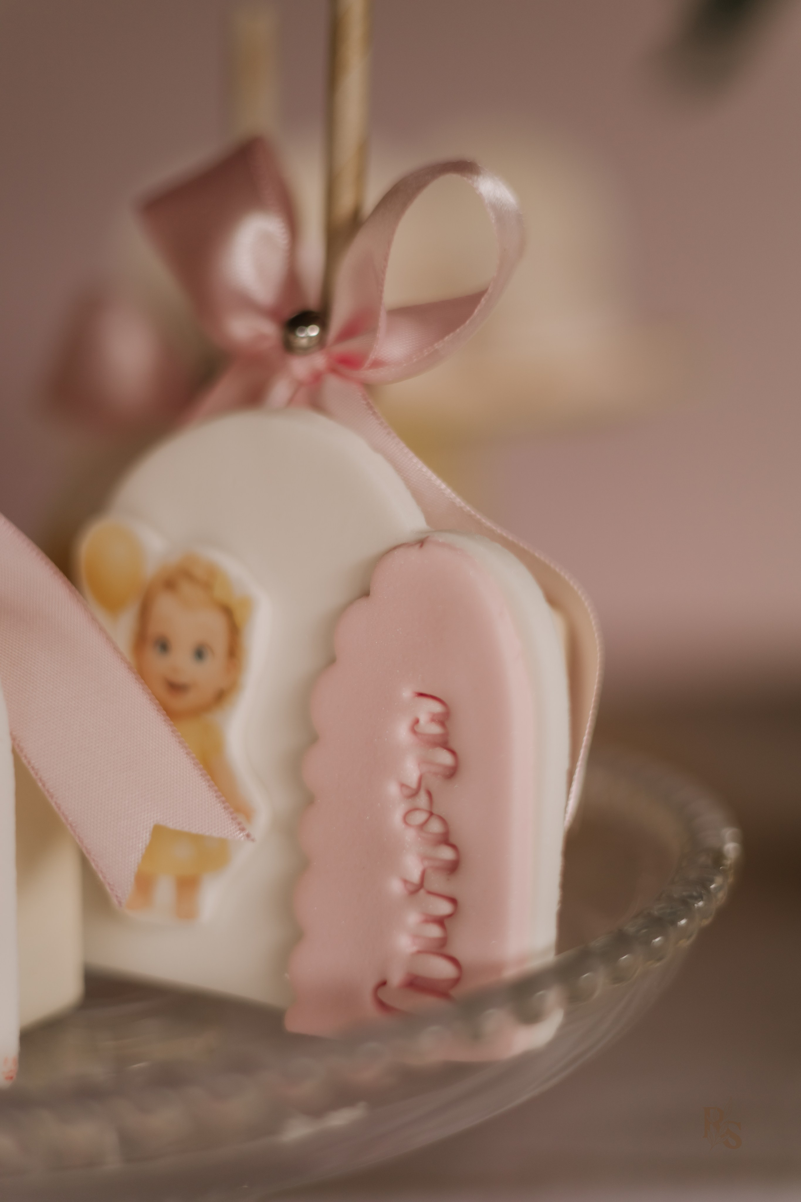 Aurora — 1 ano. Fotógrafo Richard Silvestre — Casamentos na Bahia