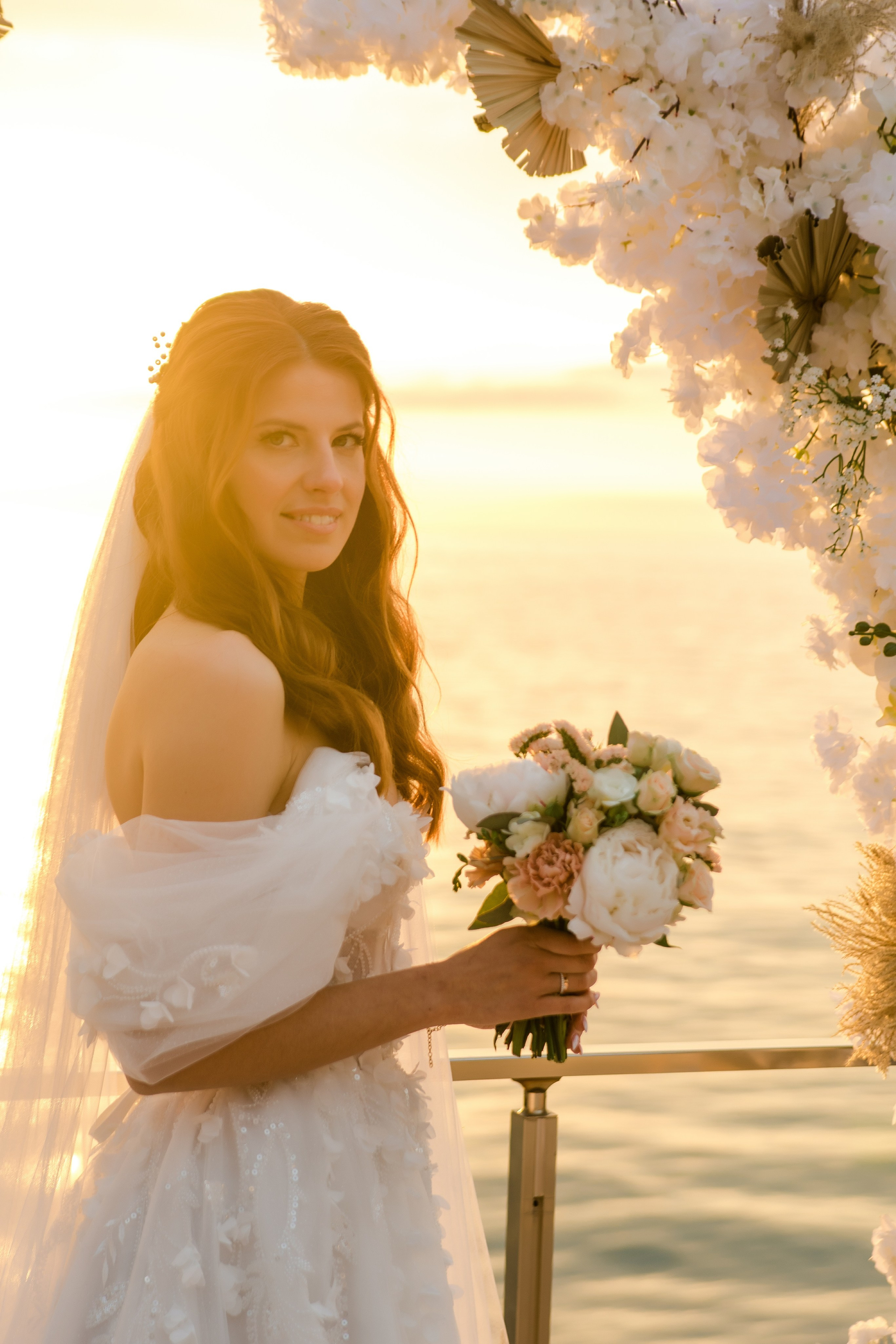 Свадьба на море в Батуми. Свадебные фотографы в Грузии, Армении. Макс Коваленко и Лара Татосян. Свадебный видеограф