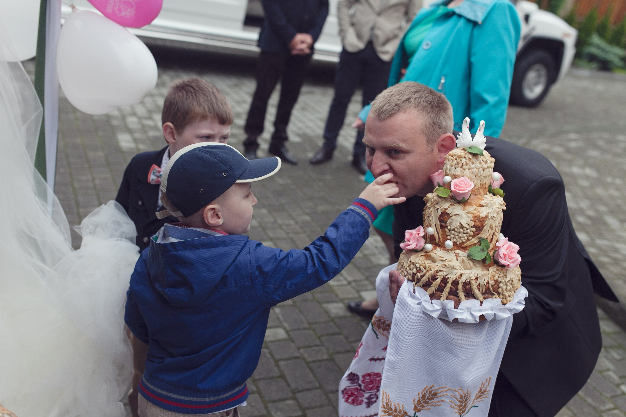 Robert & Andriana, Lviv. Denny Savon — Photographer in Santorini | Weddings, Love Stories & Flying Dress