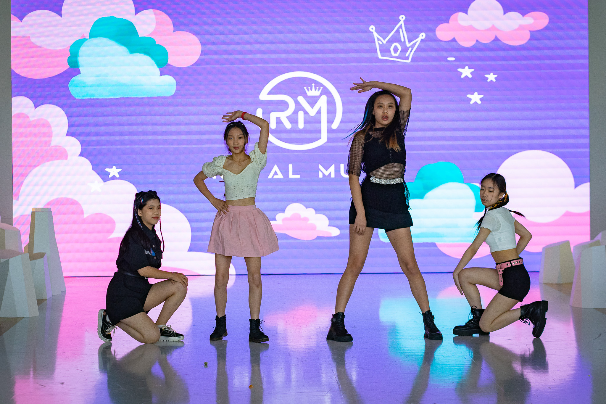 Glam Z Gala 2023 runway. Vancouver Kids Photographer