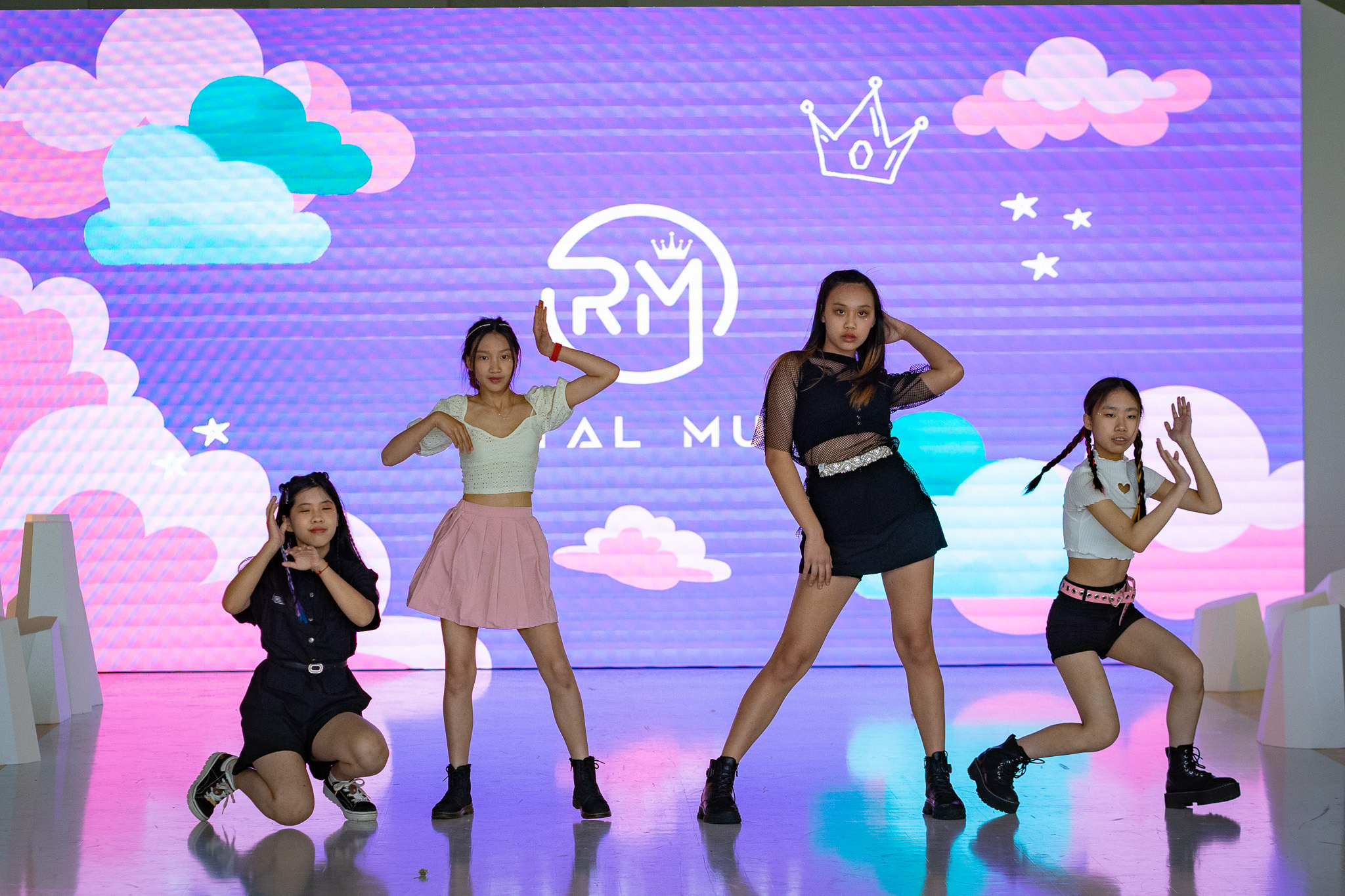 Glam Z Gala 2023 runway. Vancouver Kids Photographer