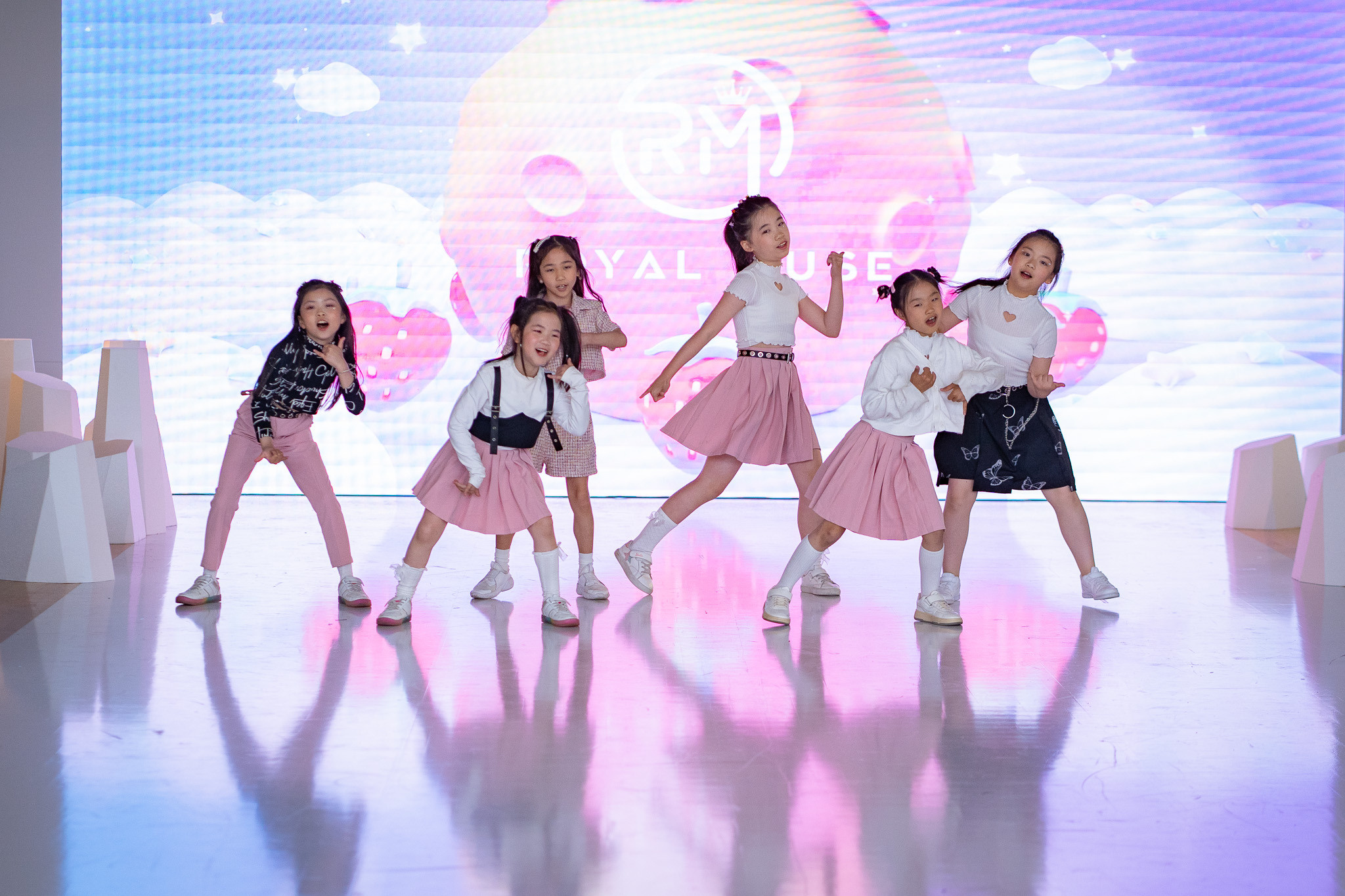 Glam Z Gala 2023 runway. Vancouver Kids Photographer