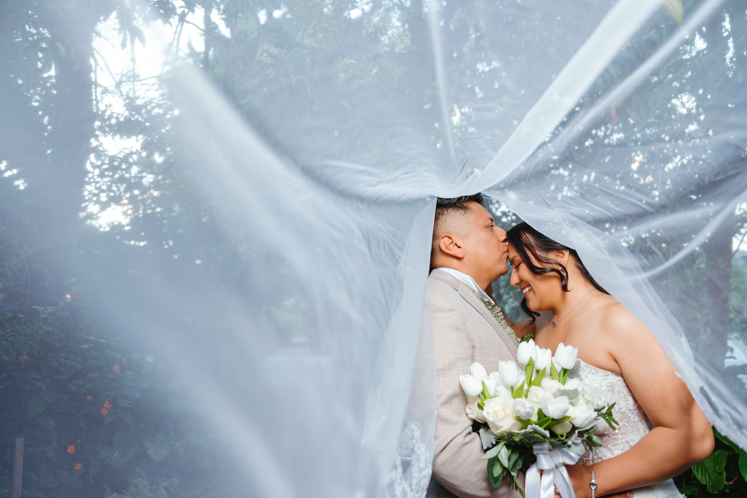 Karol y Jairon. Fotógrafo de bodas en Loja Ecuador | Piero Alvarez PH