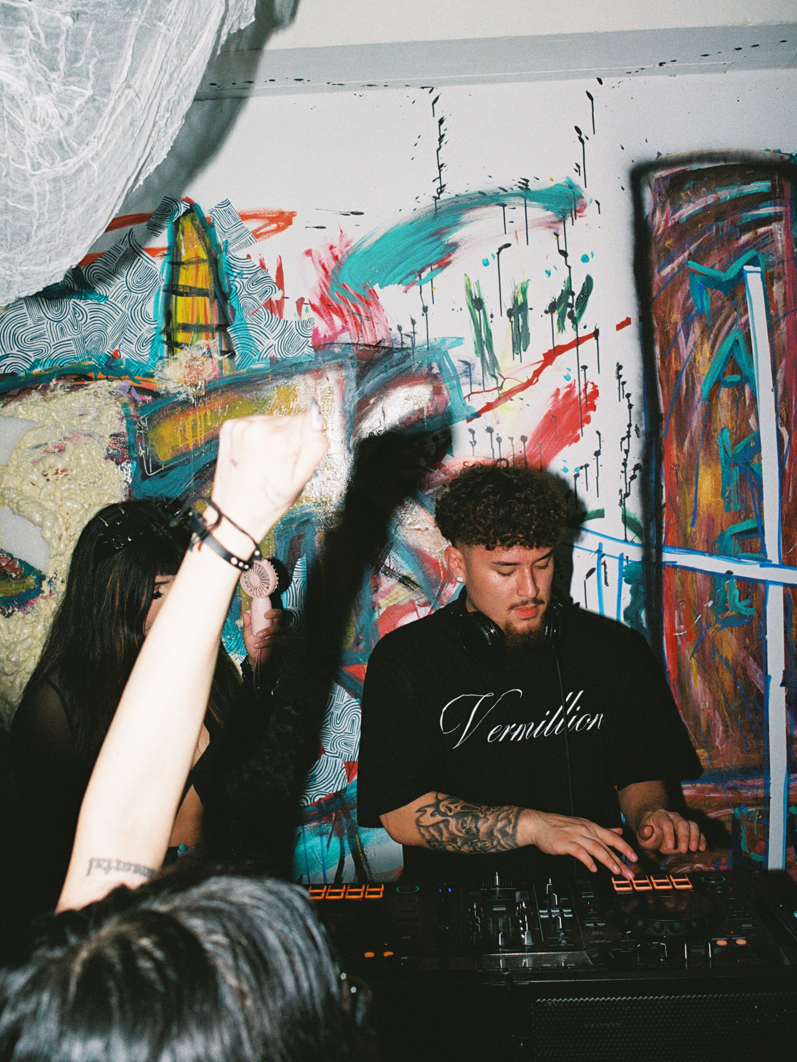 MUSIC AND EVENT. 35mm Photography by Brad Zgonena based in Chicago, IL