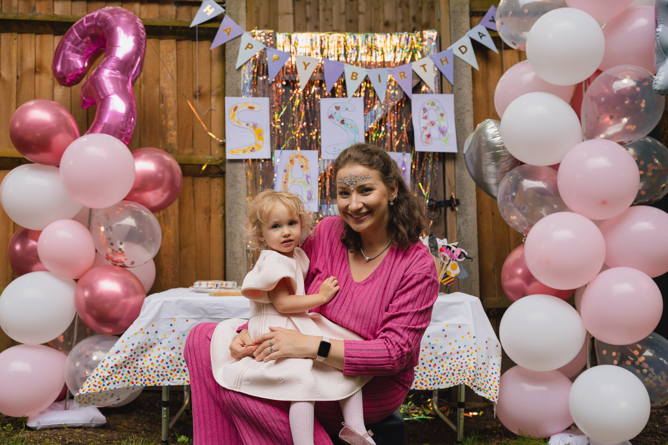 Families. PHOTOGRAPHER IN LONDON