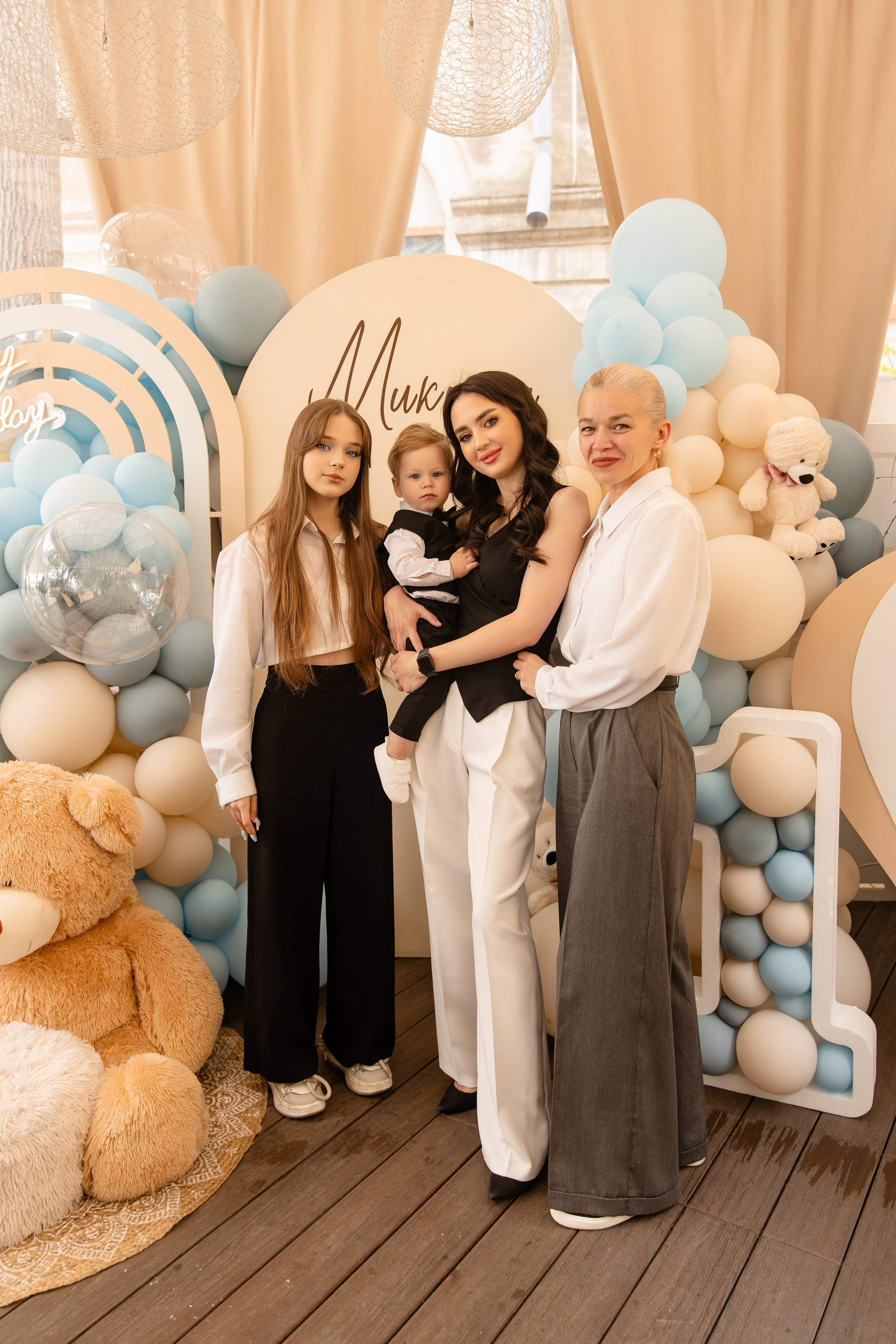 Микита 1 рік. Весільний, сімейний фотограф Варшава