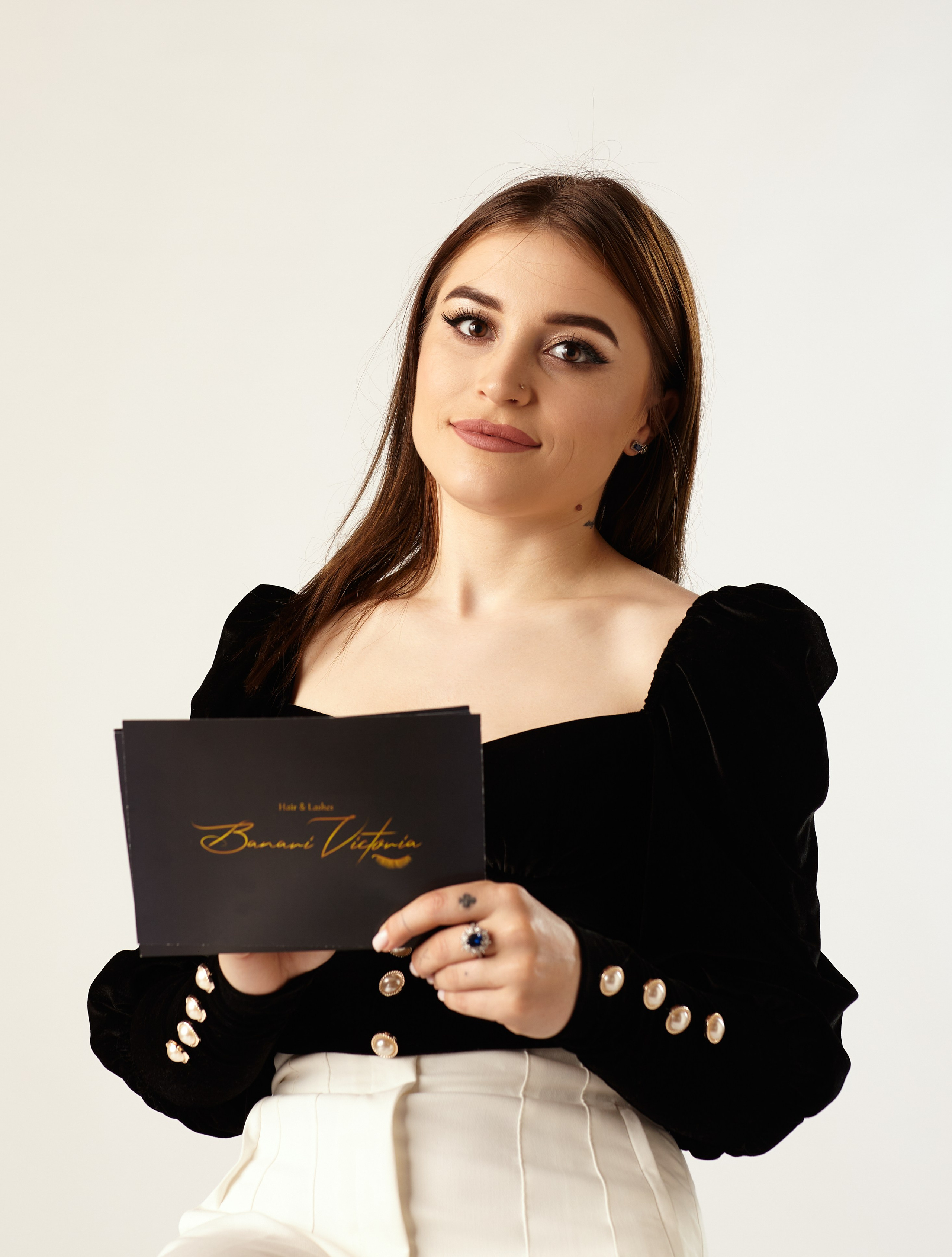 Haarpflege. Dmitrii Lukinykh | Visuelles Storytelling & Cinematische Fotografie in Hamburg