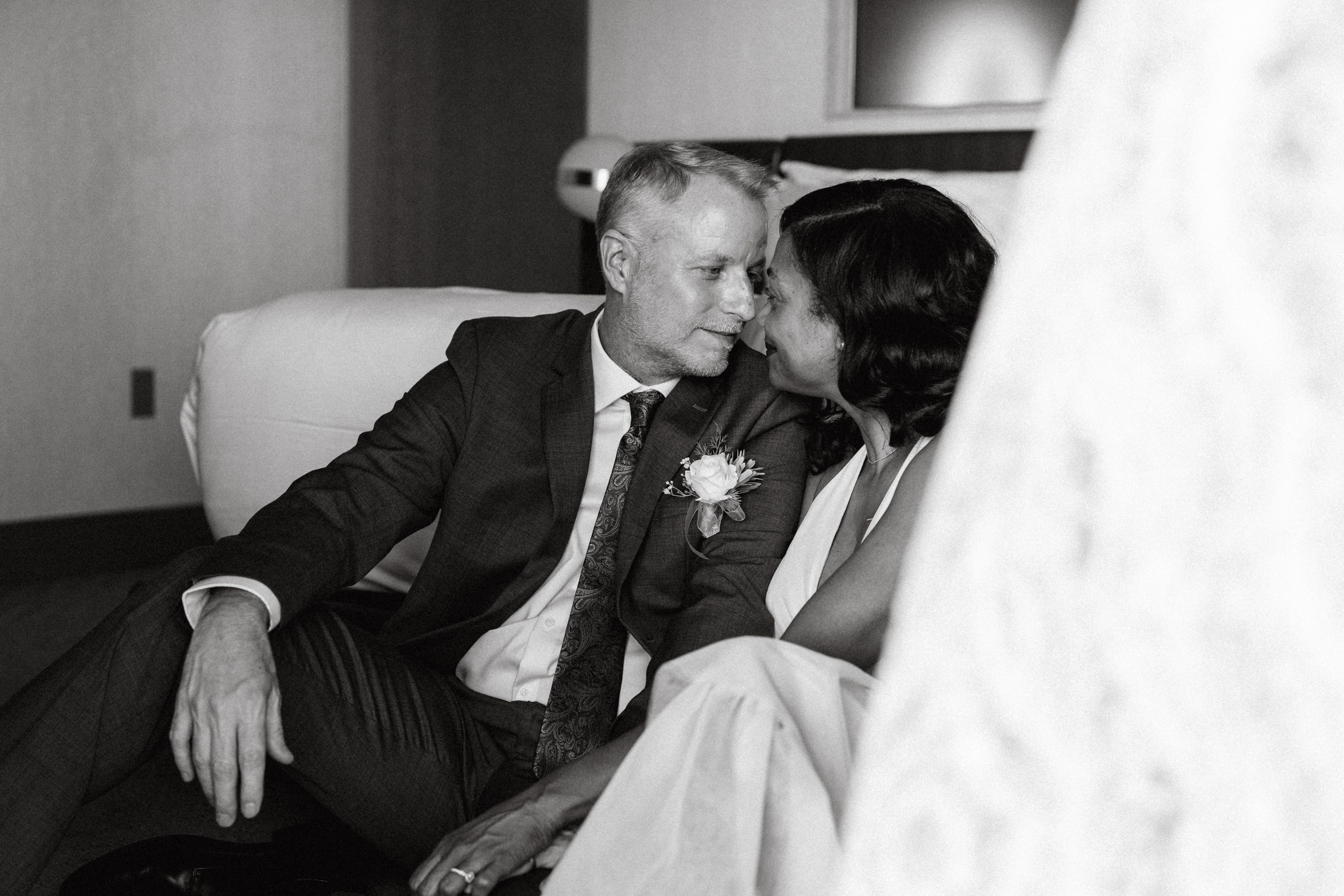 Chestity&Adam. Wedding & elopement photographer Viktoriya Kravtsov. Las Vegas