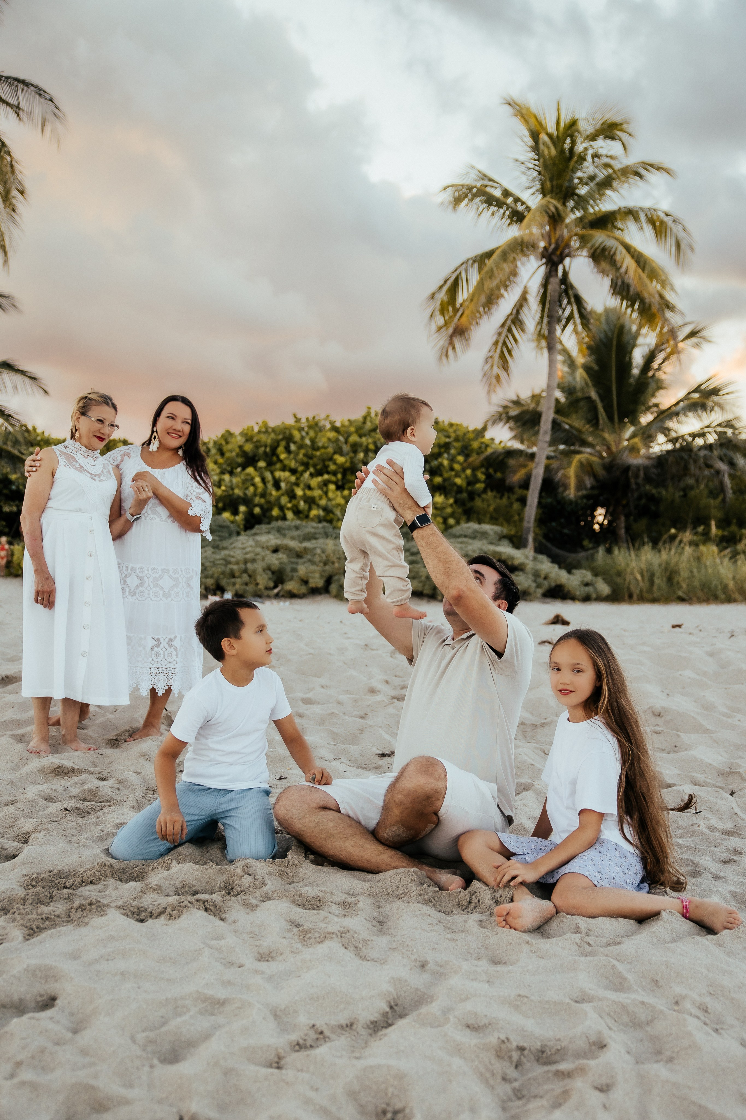 Family. Alya Leto Photographer