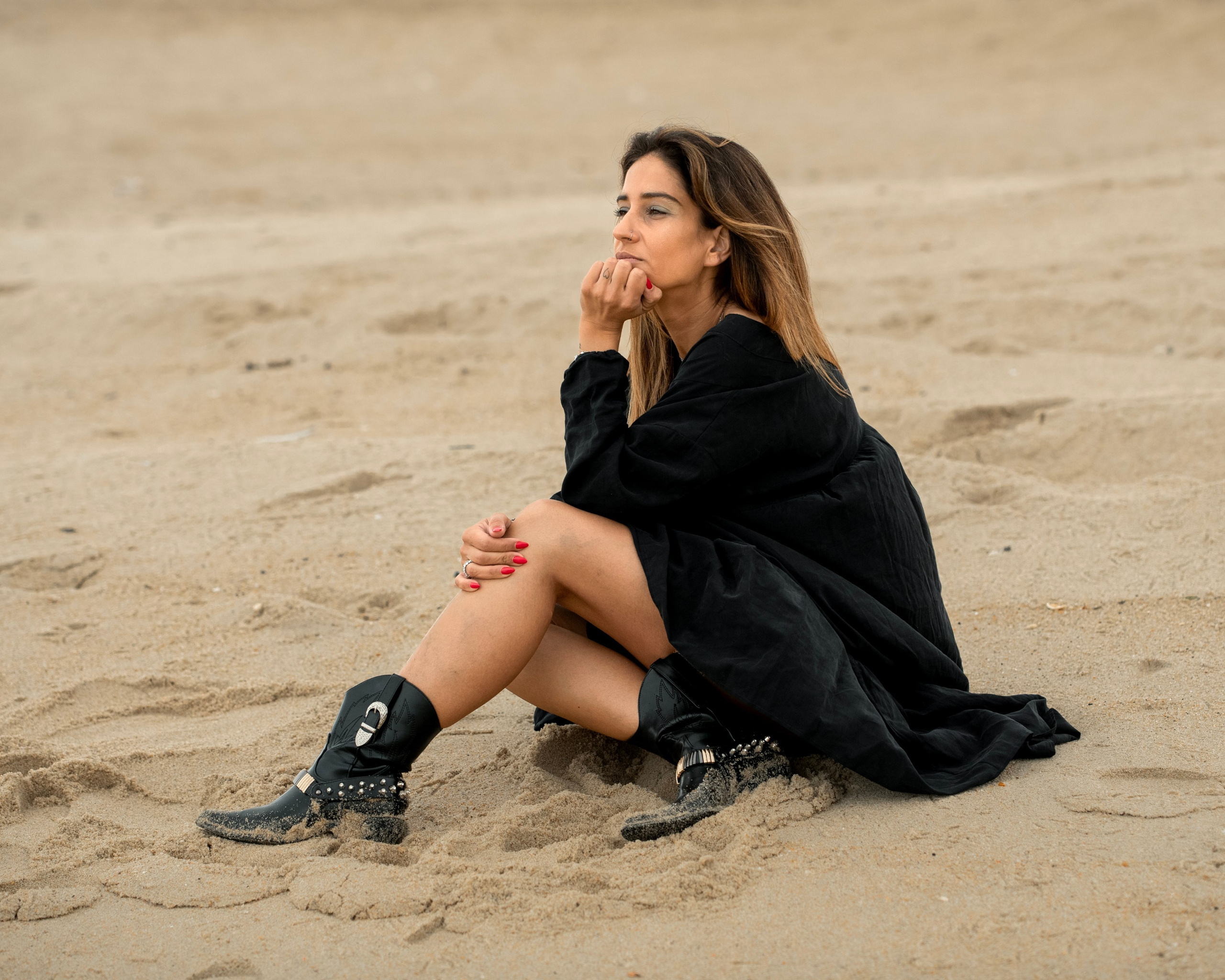 JOANA. Anastasiia Antoniuk portrait, family and couple photographer, Portugal