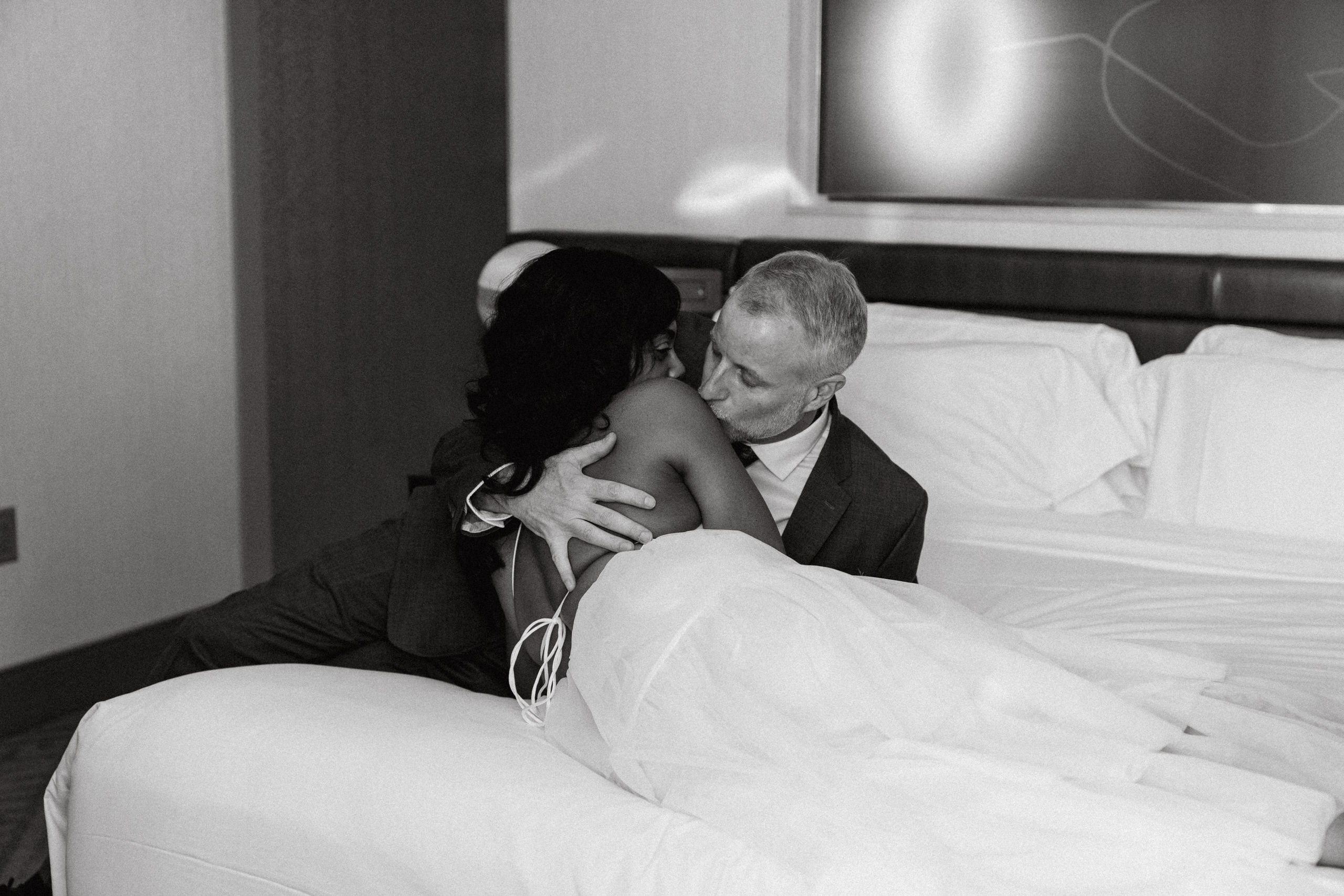 Chestity&Adam. Wedding & elopement photographer Viktoriya Kravtsov. Las Vegas