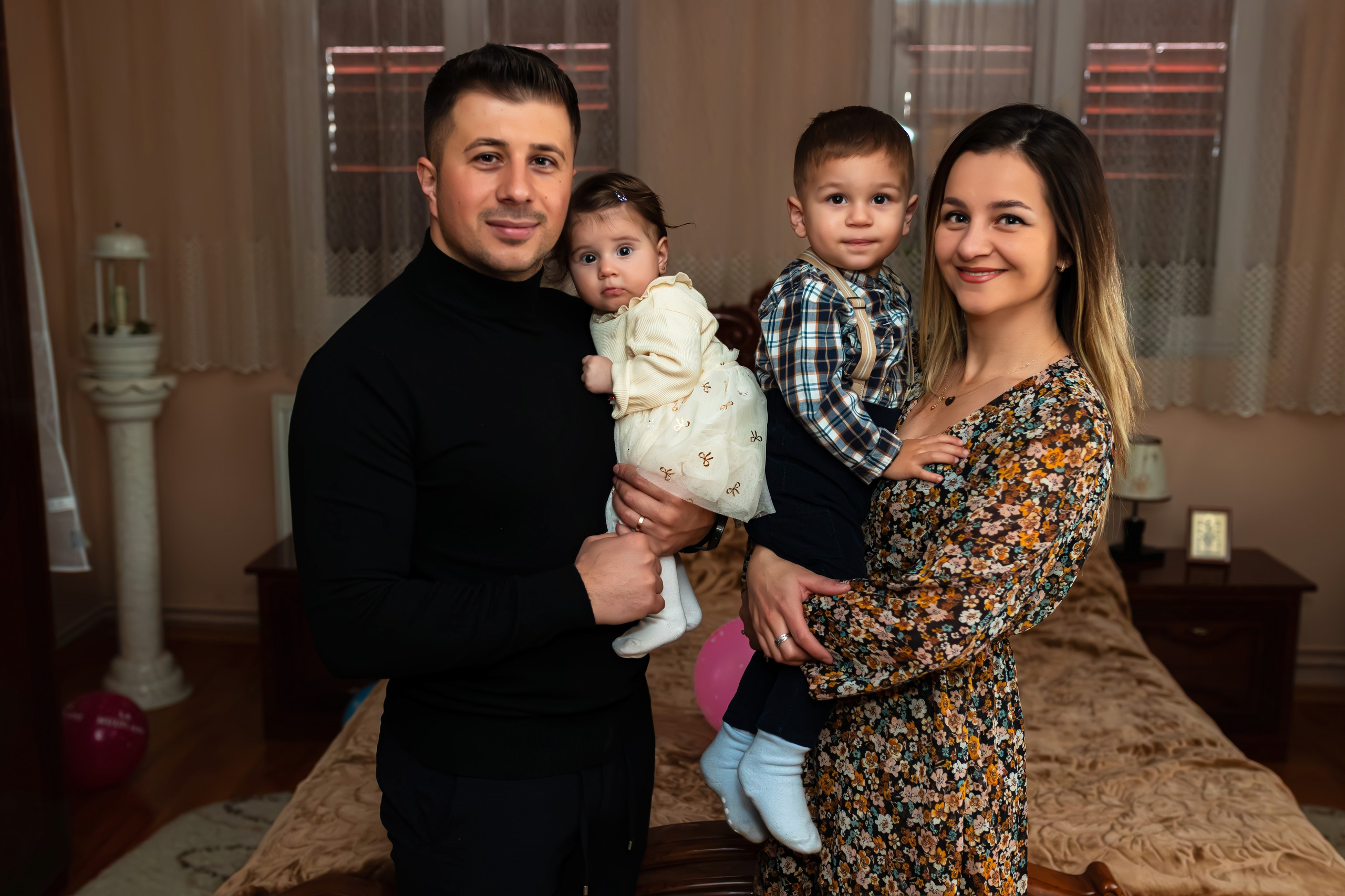 Thea. Ionut Brehuescu — Fotograf