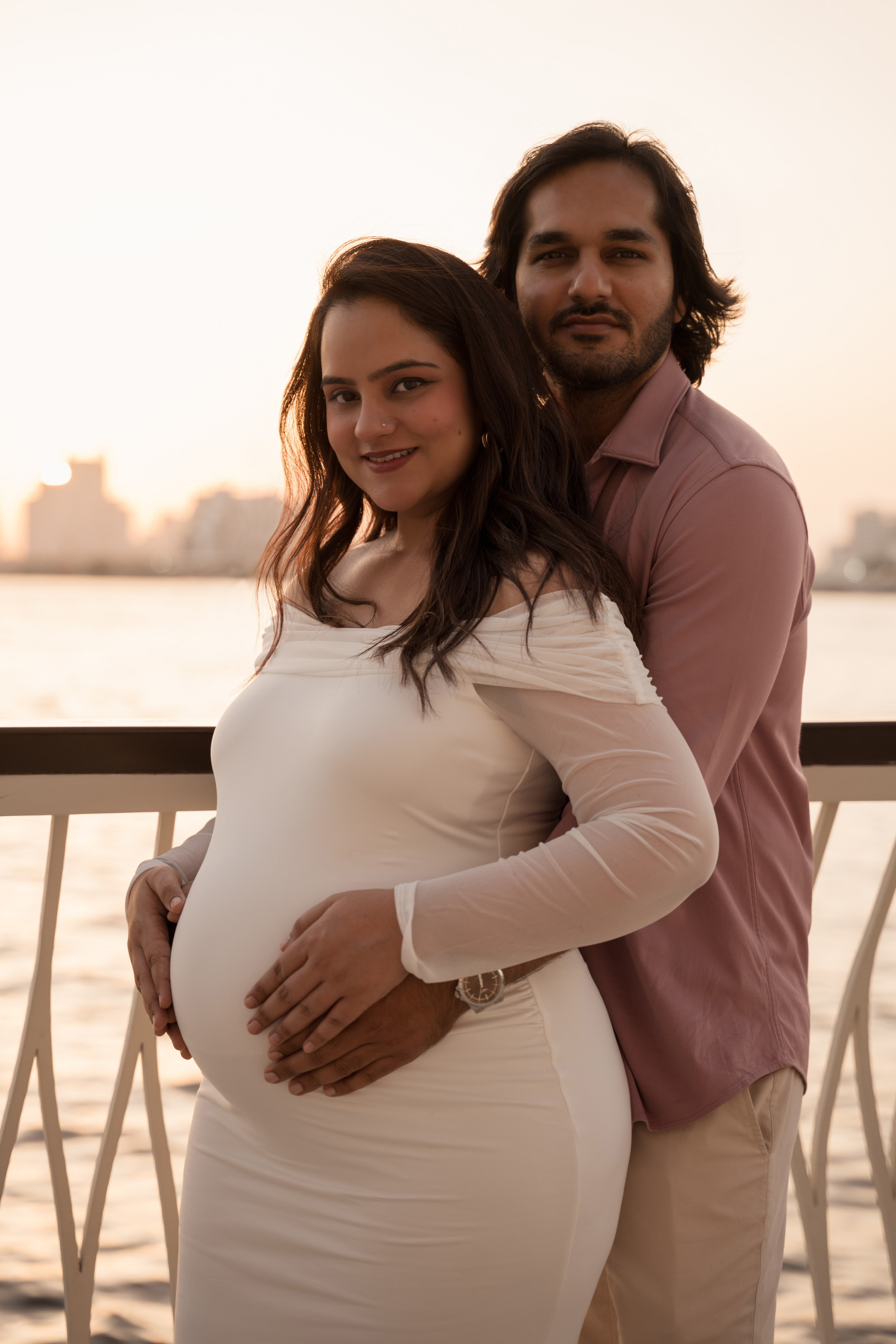 Sunset Symphony of Love. Angela Iakovleva — Family Photographer in Dubai