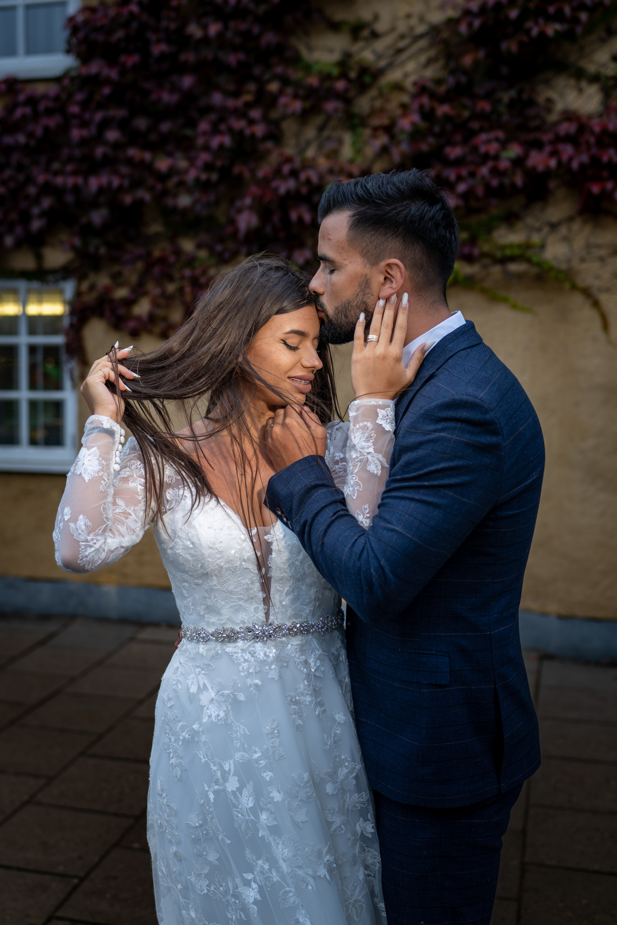 ANDREI & ANDREEA -trash the dress. Main