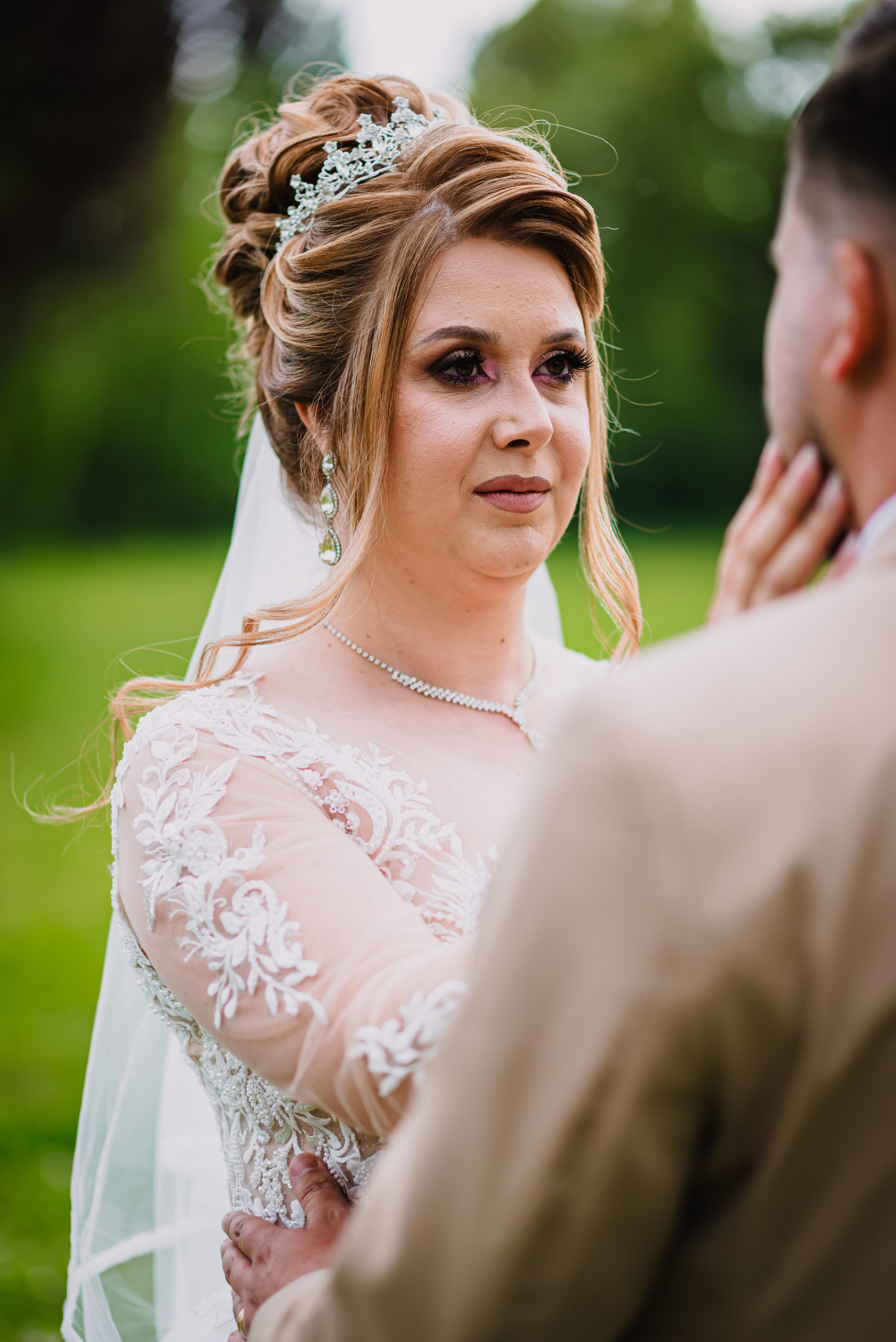 Fotografia de nuntă. Andrei Voicu Fotograf. Povești nescrise, surprinse atent