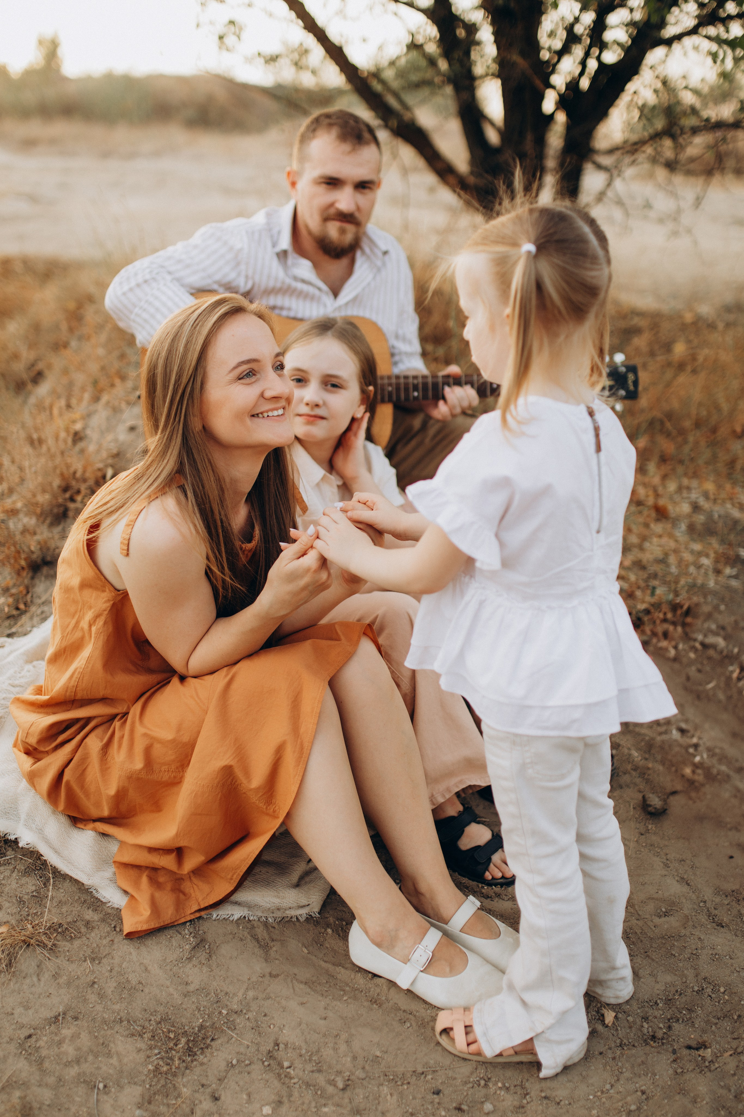 Ніколь Полінка Зіна Олександр. Сімейний фотограф Світлана Садовнікова