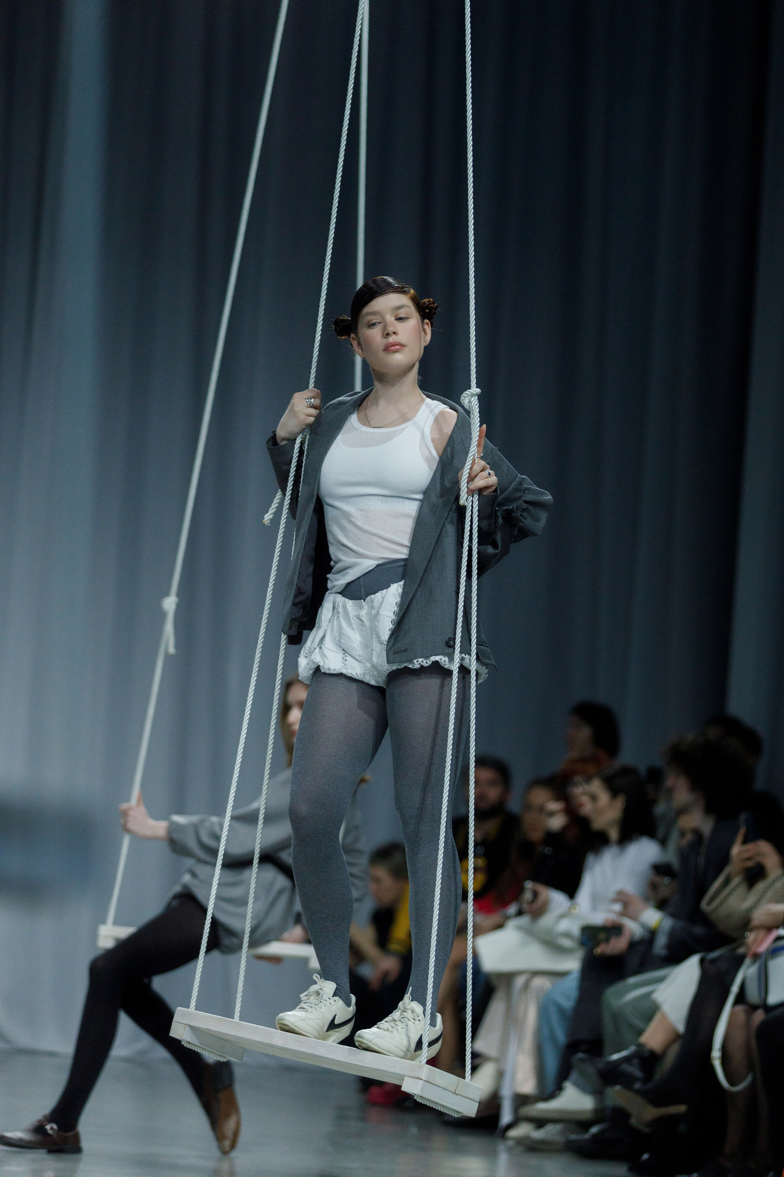 Runway show. Captured by Hallovud