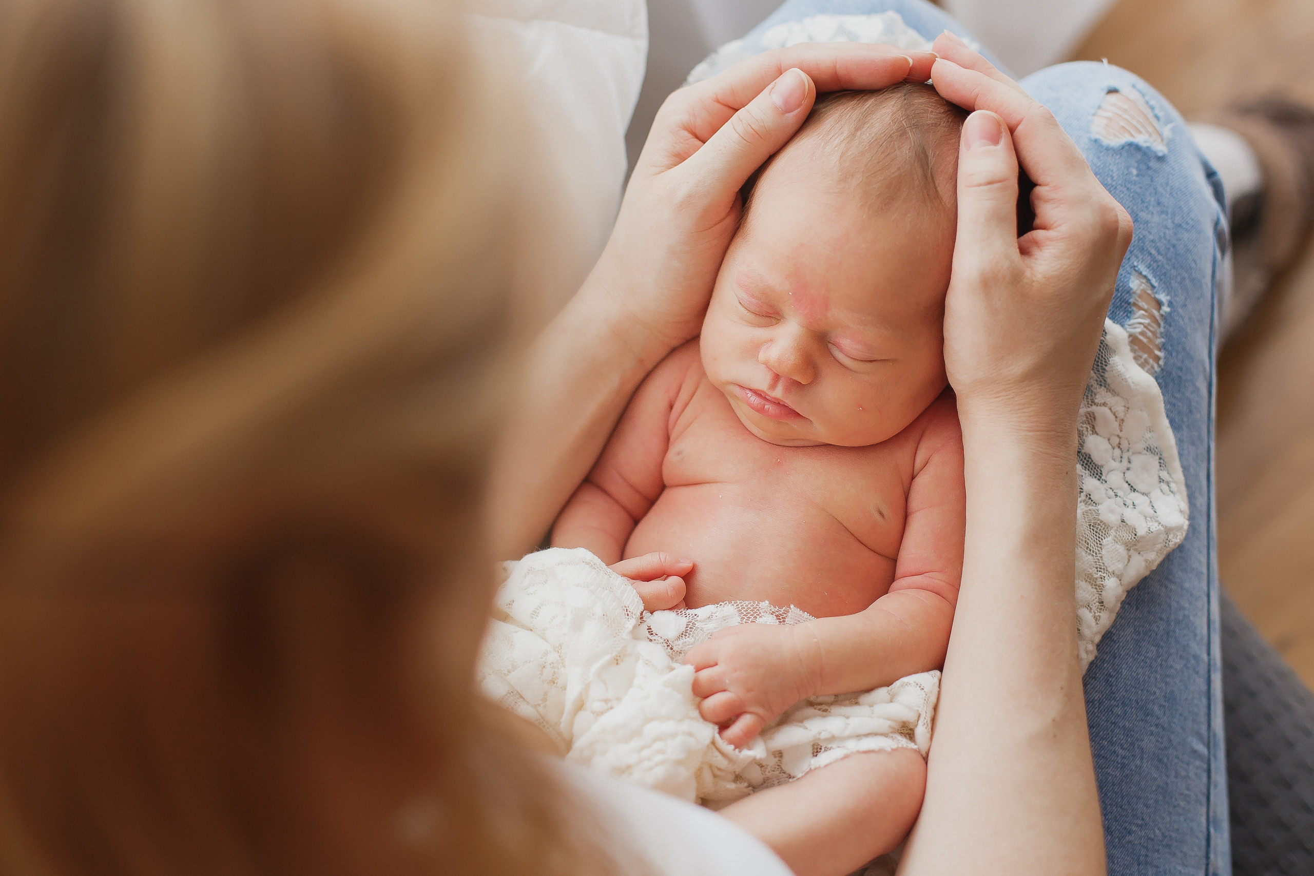Jaundzimušo. Populārākā kāzu, bērnu un ģimeņu fotogrāfe Latgalē Veronika Lokotko