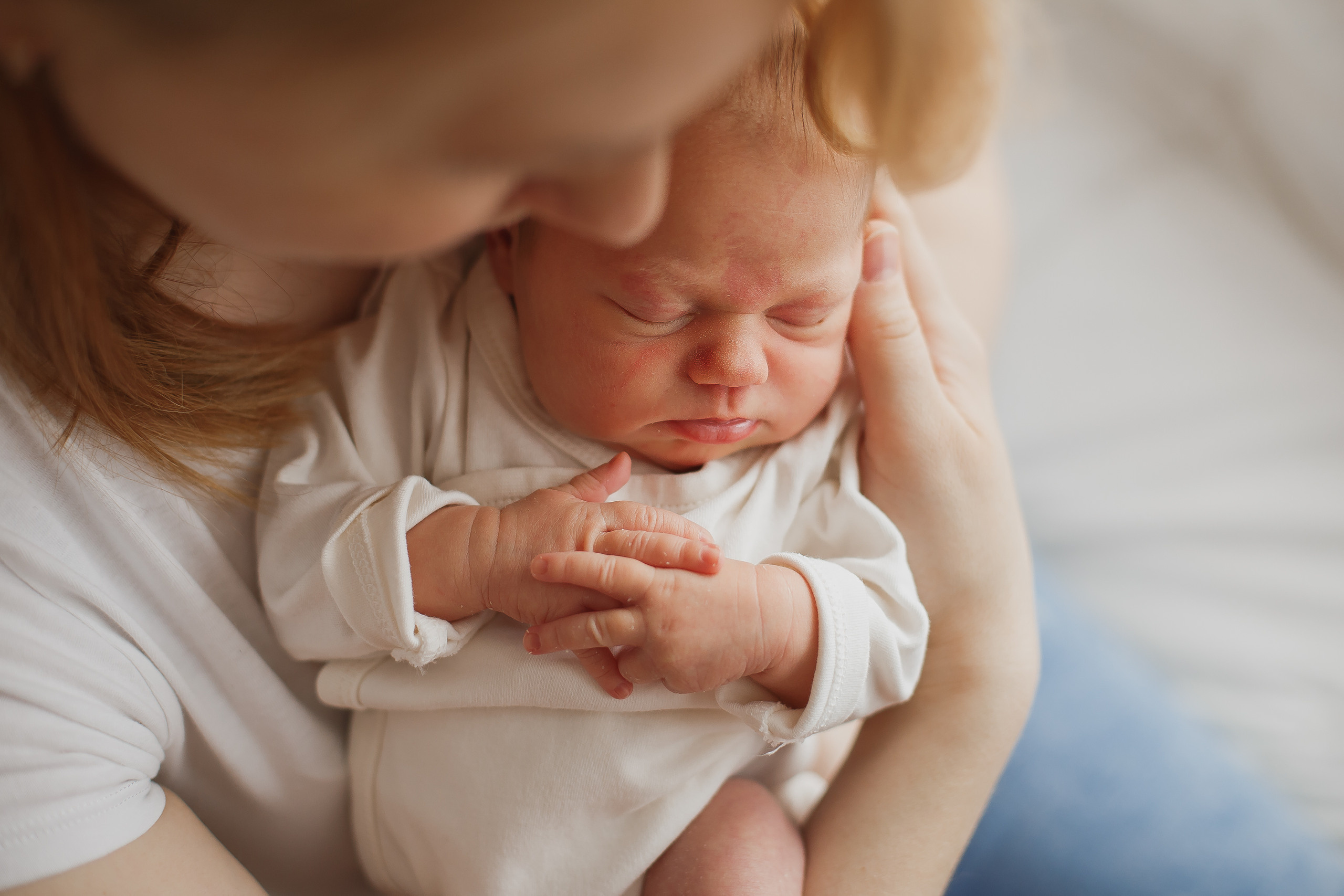 Jaundzimušo. Populārākā kāzu, bērnu un ģimeņu fotogrāfe Latgalē Veronika Lokotko