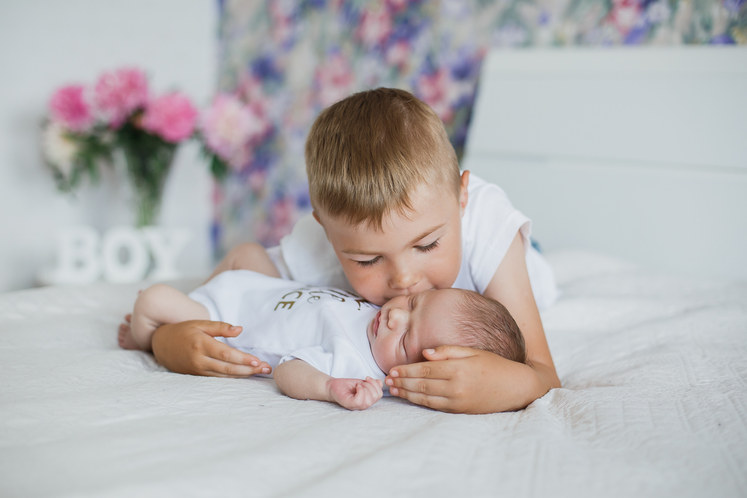 Jaundzimušo. Populārākā kāzu, bērnu un ģimeņu fotogrāfe Latgalē Veronika Lokotko