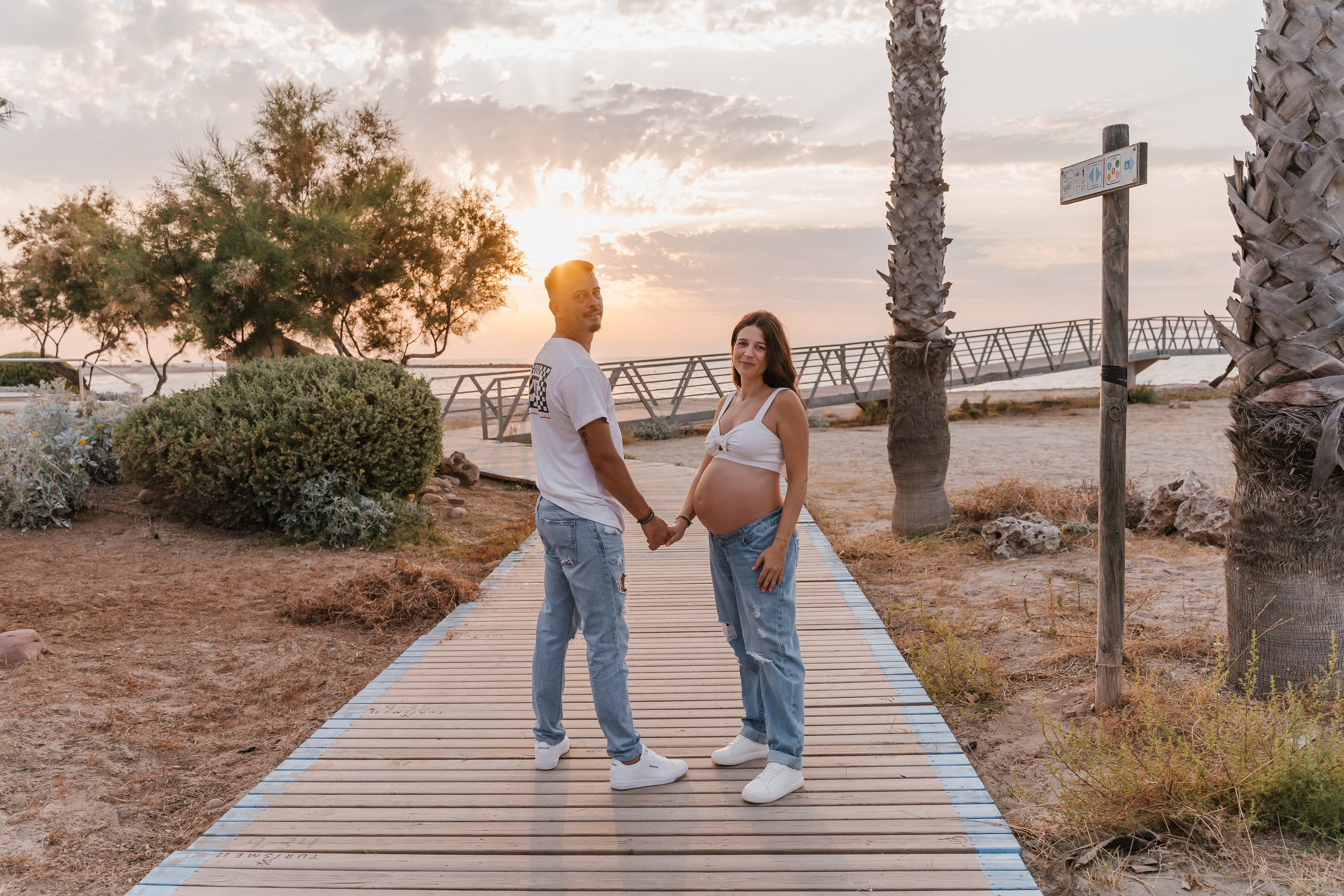 Gabriela y Jorge. Fotógrafa de bodas y familias en España, Valencia: Nadia ProFoto