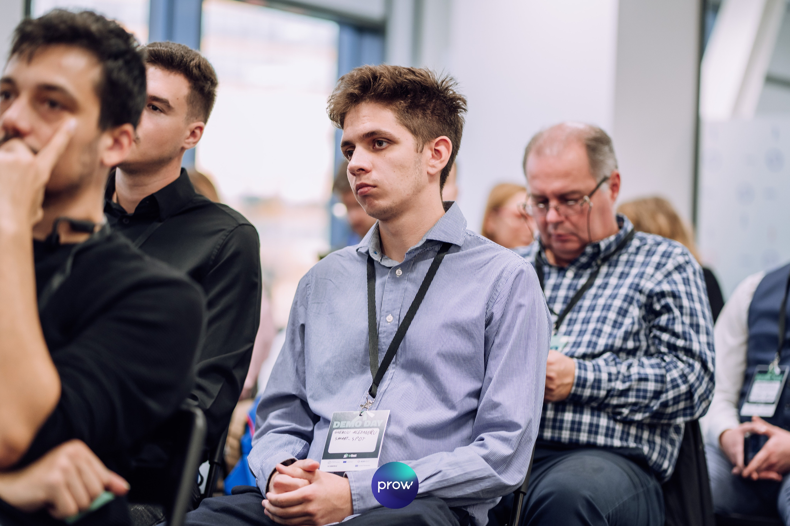 InVest DemoDay @ Cowork. Cozac Cristian Photographer