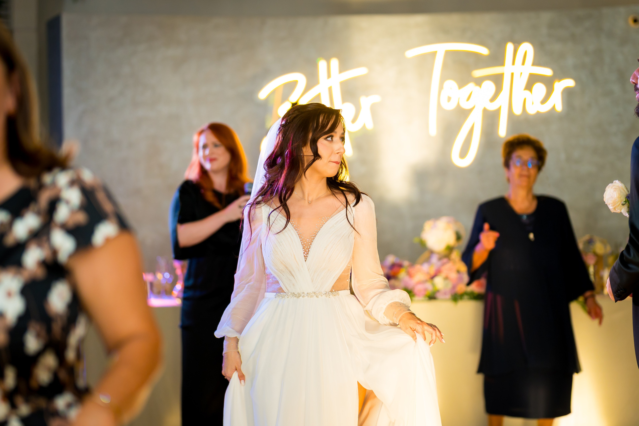 PARTY. Gabriel Florea — Fotograf nuntă București