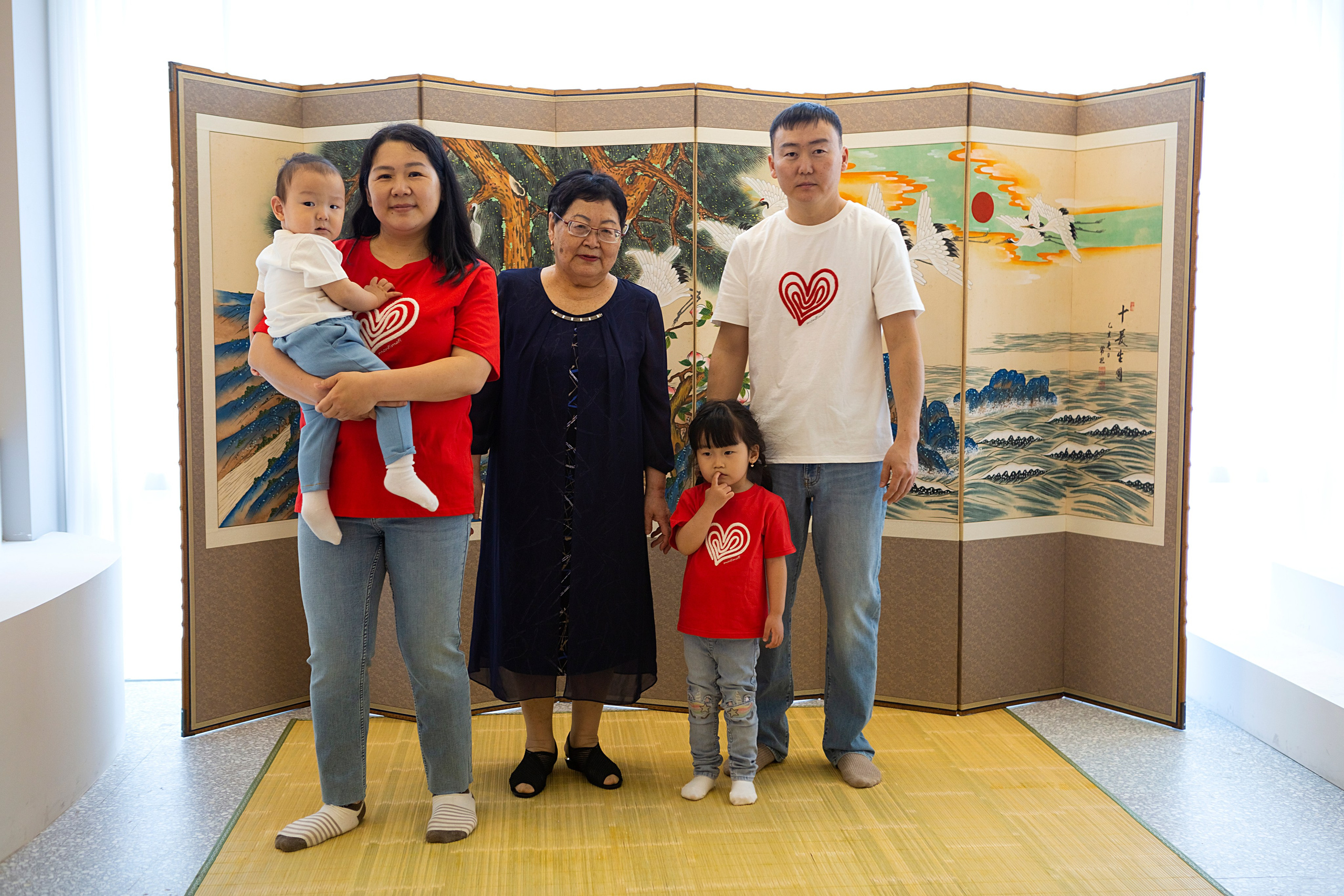 Артём в студии. Фотограф беременности, ньюборн и годовасиков в Корее Жанна Хан