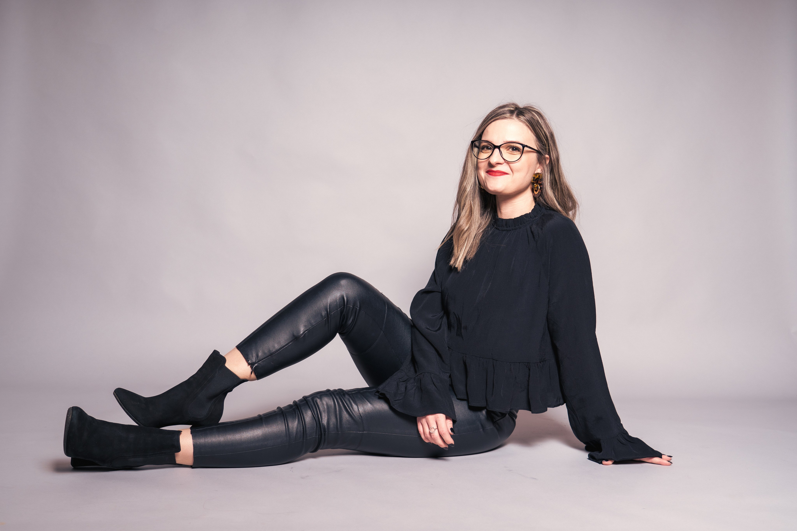 Studio Portraits. Gabriela Nita — Portrait Photographer and Videographer in Bucharest, Romania