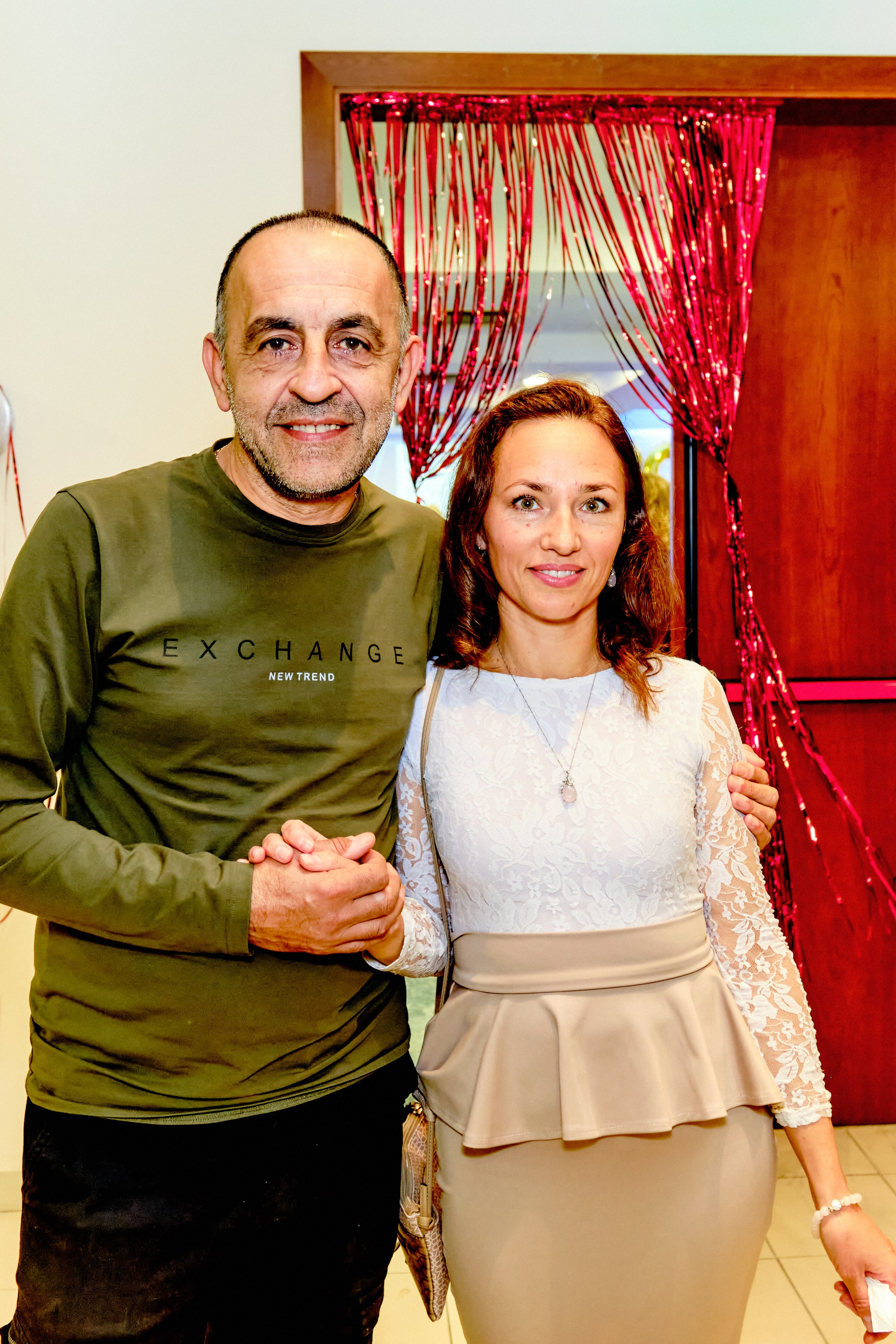 Фоторепортаж з благодійного Новорічного балу у Чорногорії. Портретний фотограф Альона Новгородцева