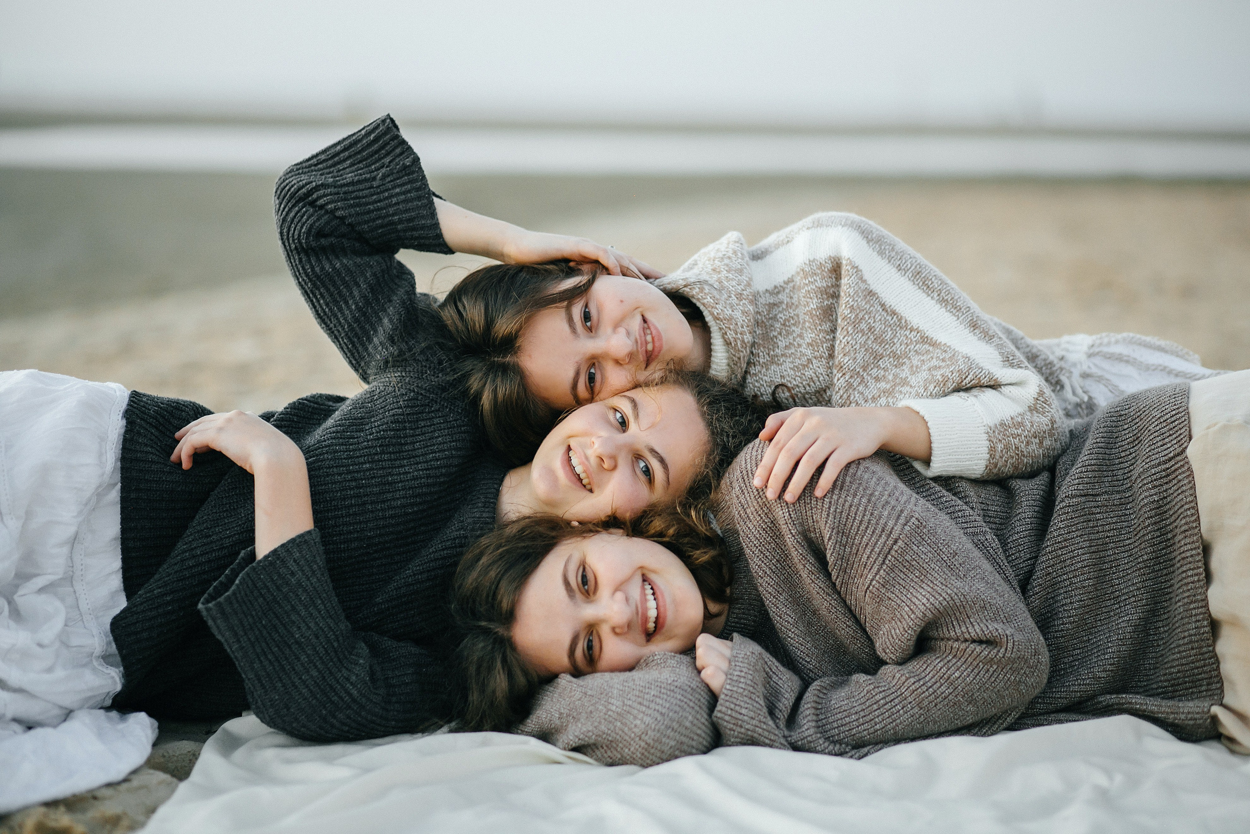 3 sisters Netanya. Family photographer in Israel
