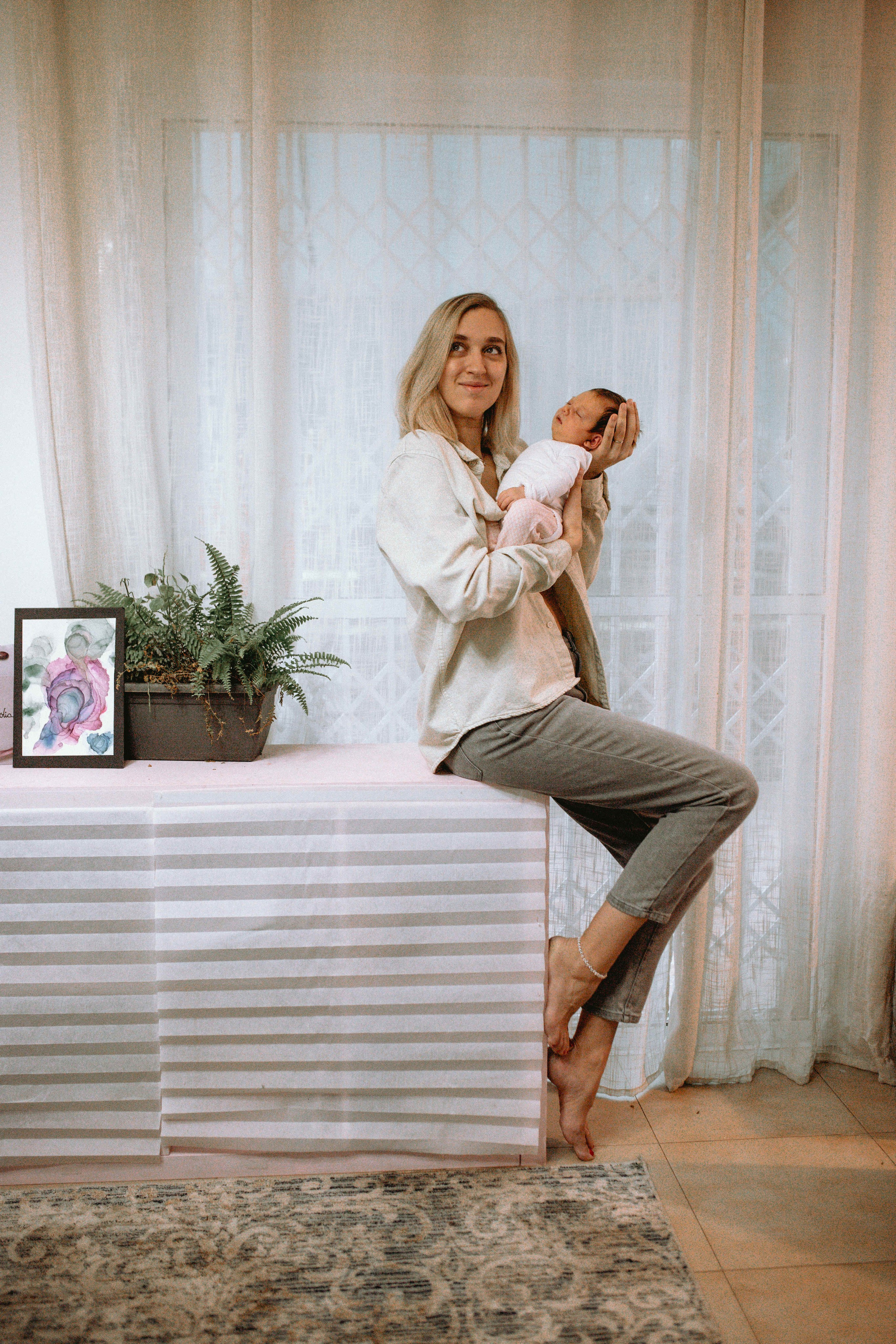 HOME PHOTOSESSION NEWBORN. Https://shi-photo.com/