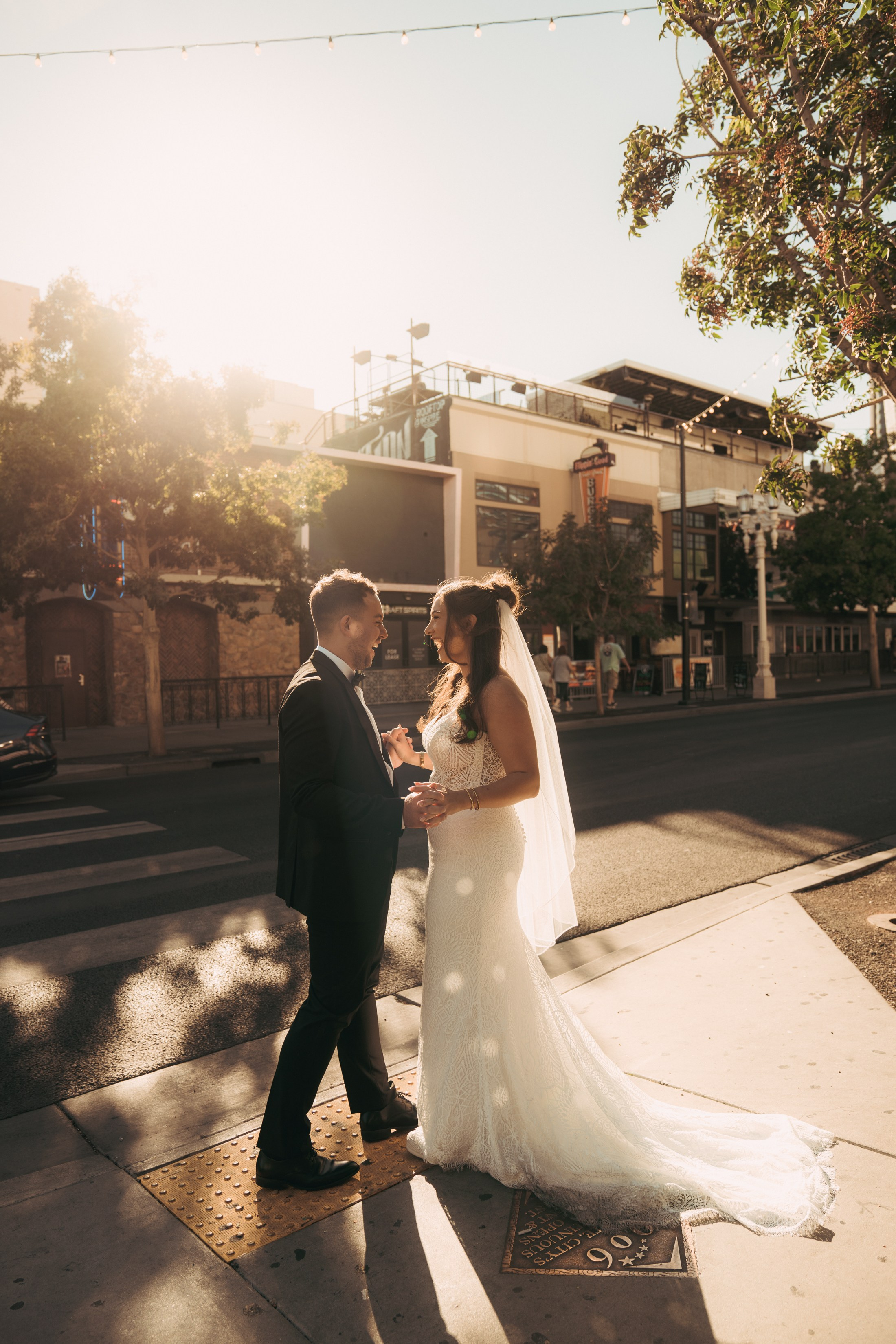 Georgia&Kyran. Wedding & elopement photographer Viktoriya Kravtsov. Las Vegas