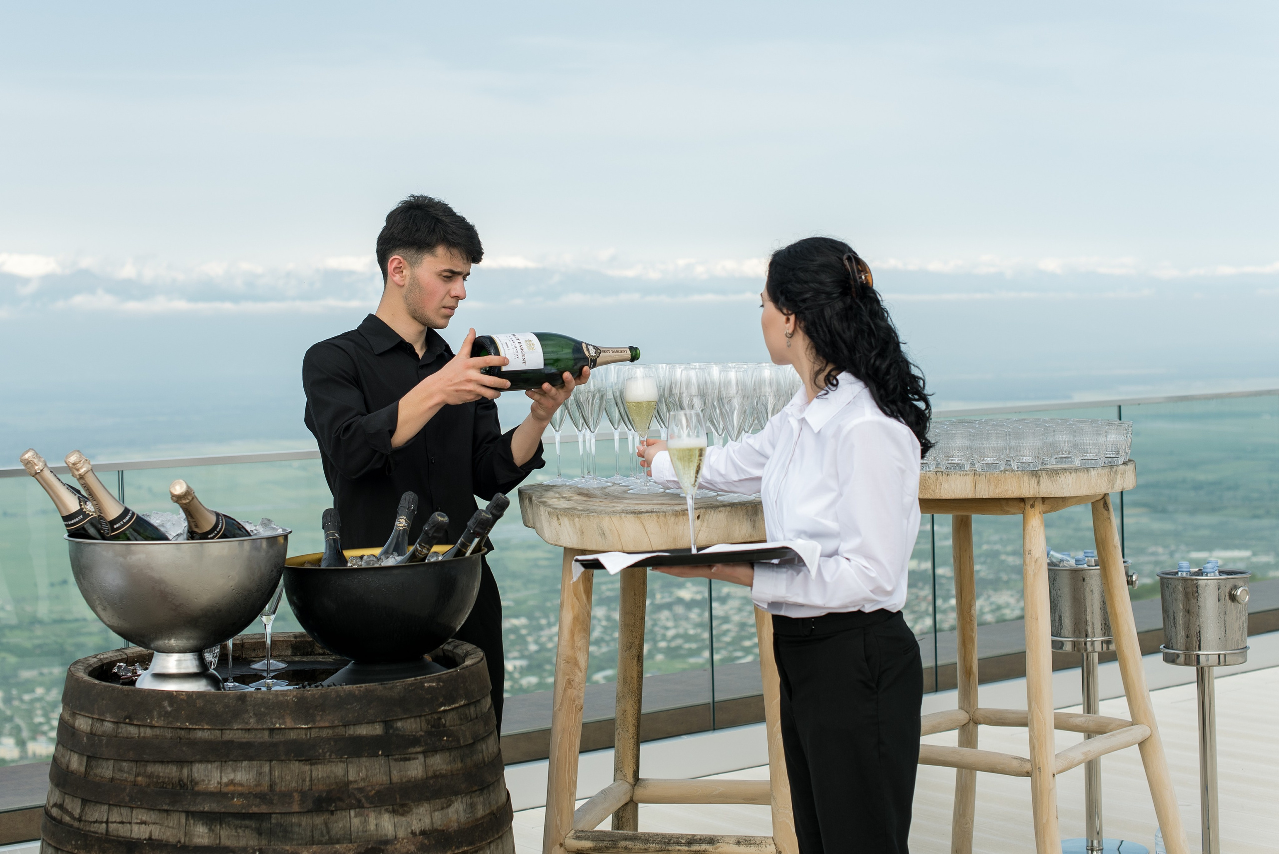 Венчание в Кахетии. Пара из Казахстана. Свадебные фотографы в Грузии, Армении. Макс Коваленко и Лара Татосян. Свадебный видеограф