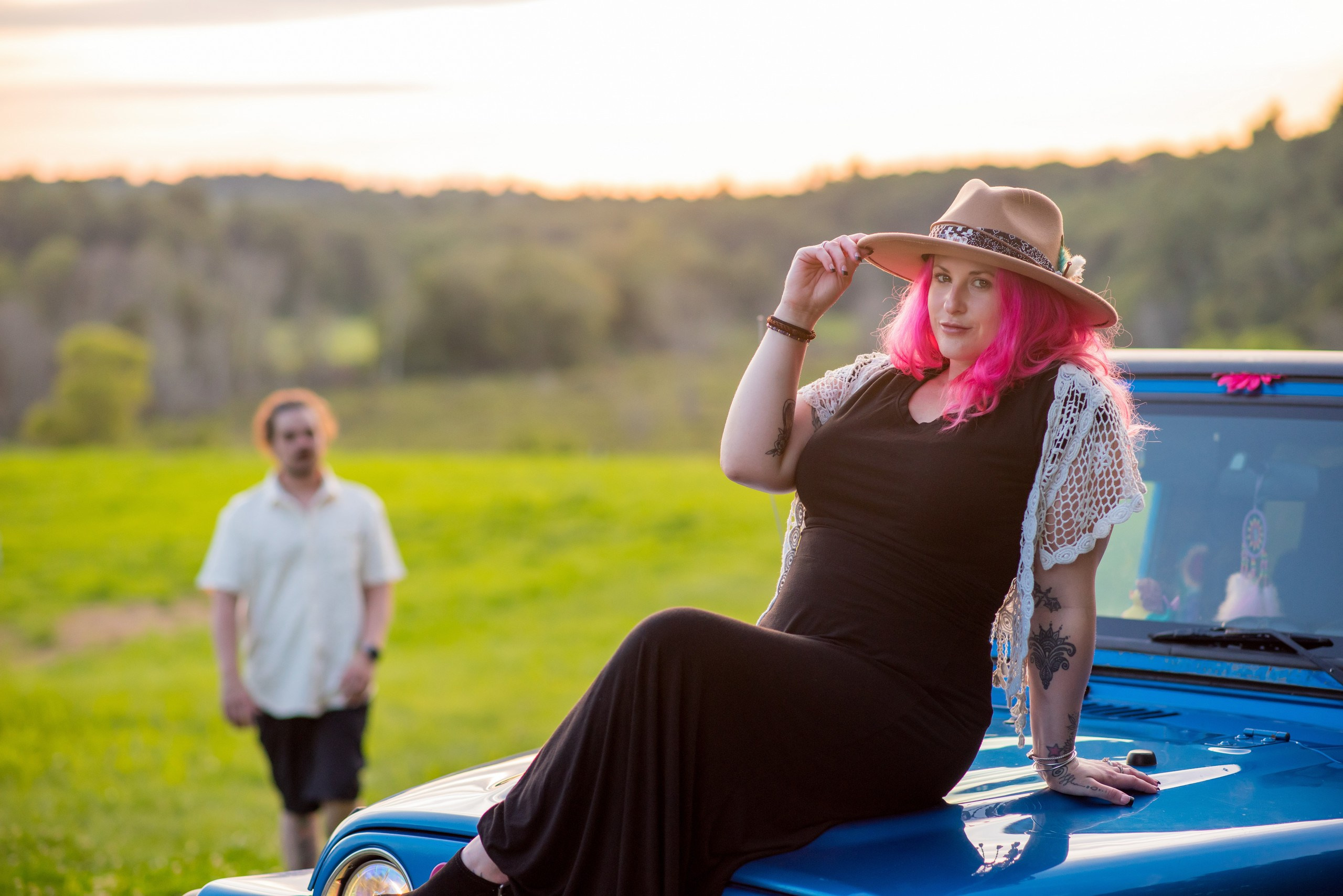 A blue Jeep, a Sunset, and a Love Story: Amanda & Sam’s Engagement Session in Medfield, MA. Wedding photographer in Orlando, Boston & New York Anderson Marques