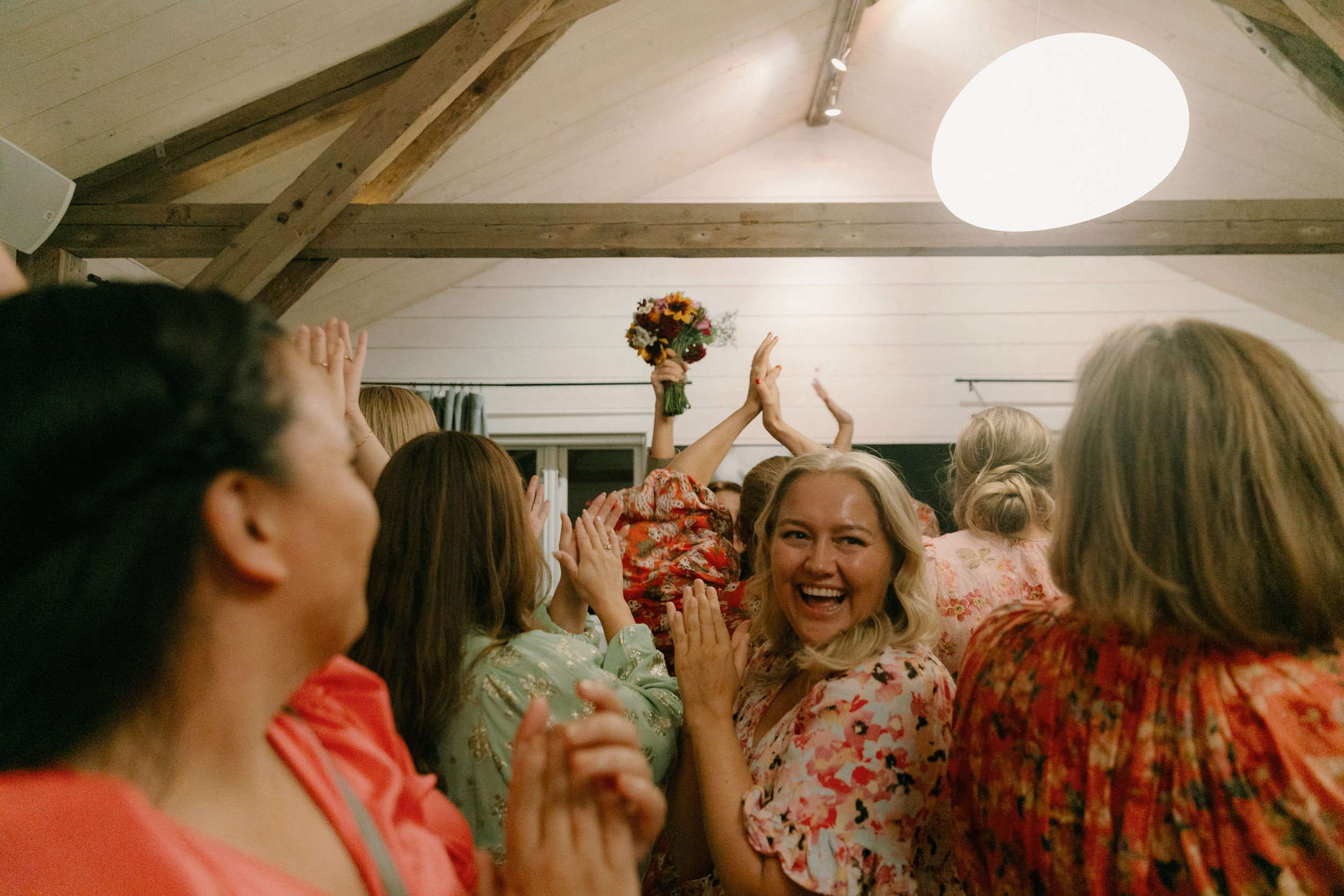 Our beautiful film. Warm family & Wedding stories