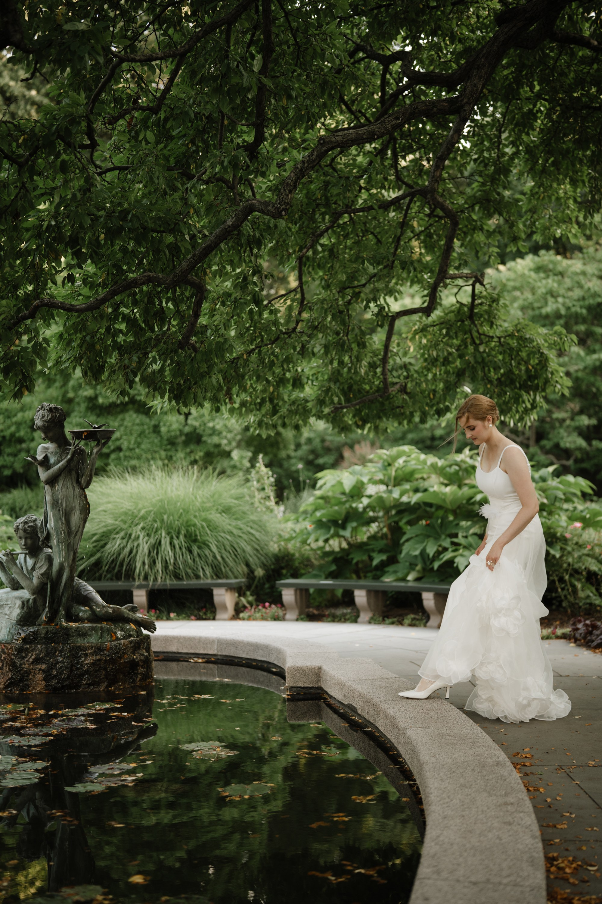 Natalie as a Runaway bride. Portrait and wedding photographer in New York