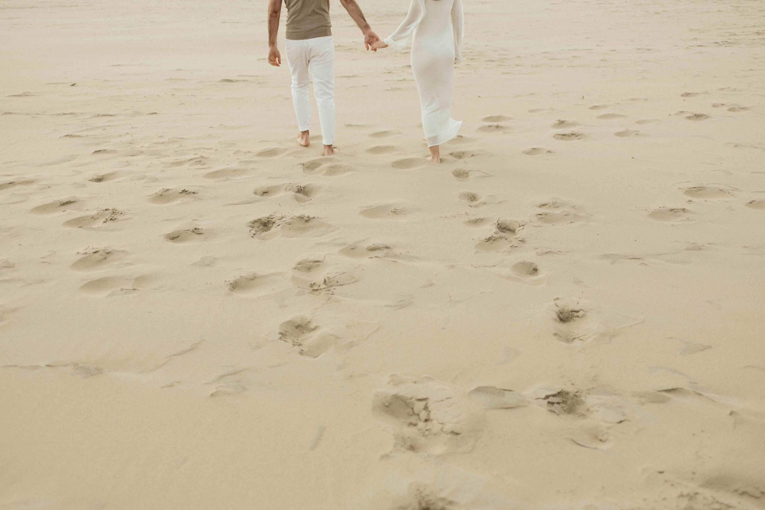 By the ocean. Newborn, Maternity & Family Photographer in Charlotte, North Carolina | Arhipova Julia