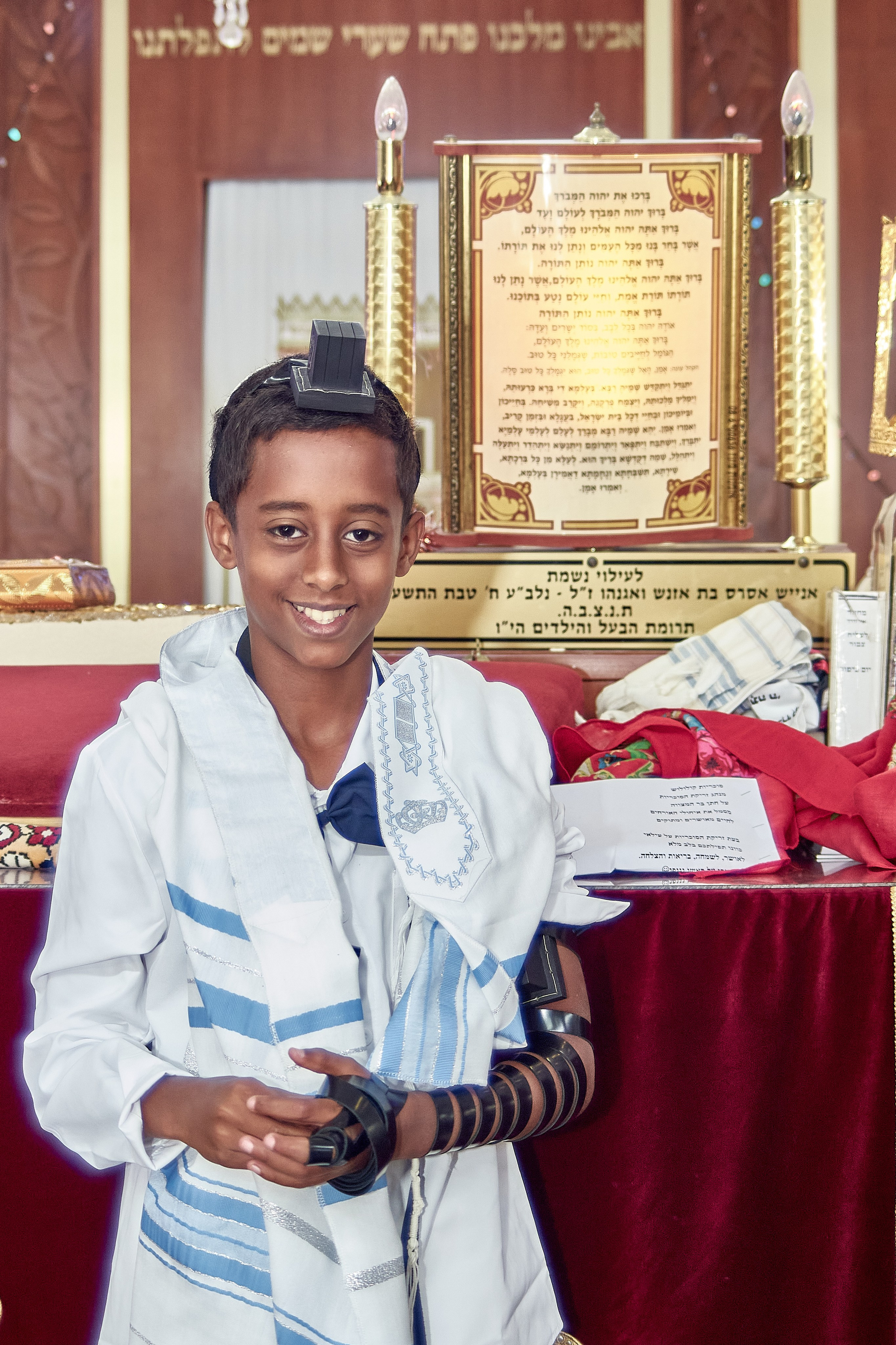 E S T E R. Middle East Photo Agency — Photography & Event Magnets — סוכנות צילום והדפסת מגנטים לאירועים