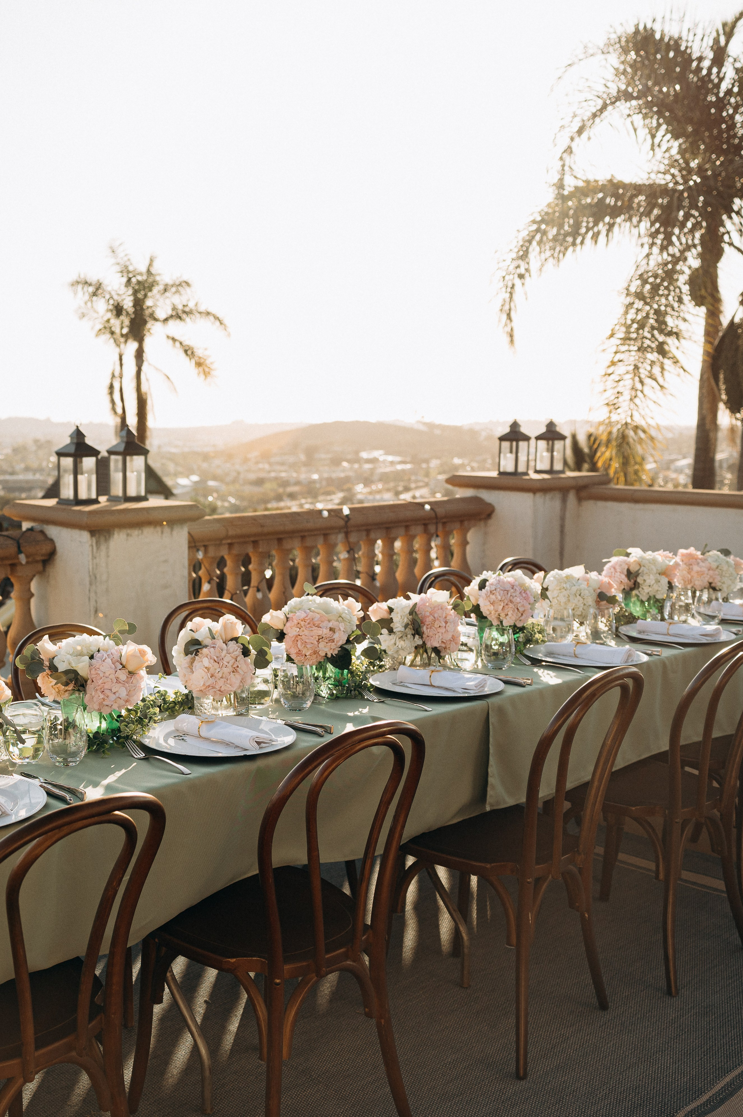 Welcome Diner. Wedding and family photographer San Diego