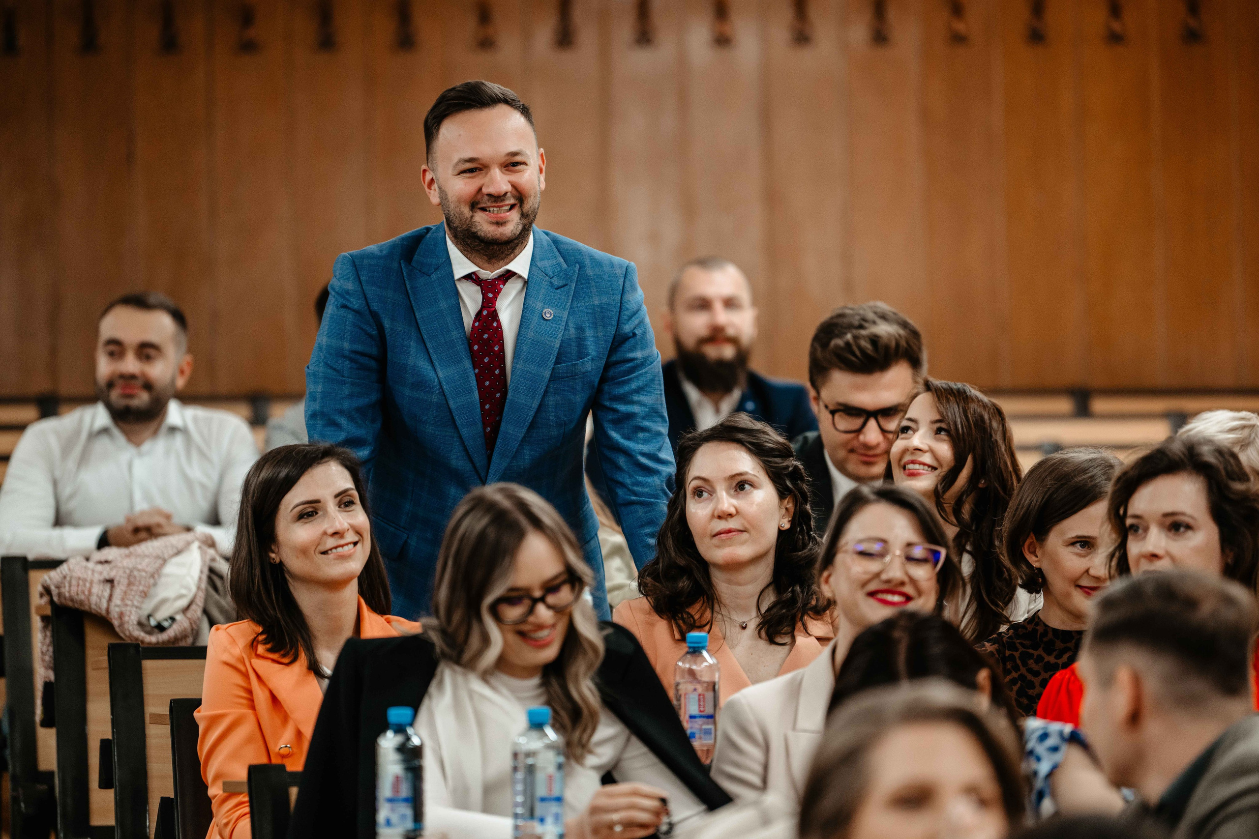 Radu Rahovan Fotograf de eveniment Cluj Reuniune Facultate UBB Drept 10 Ani