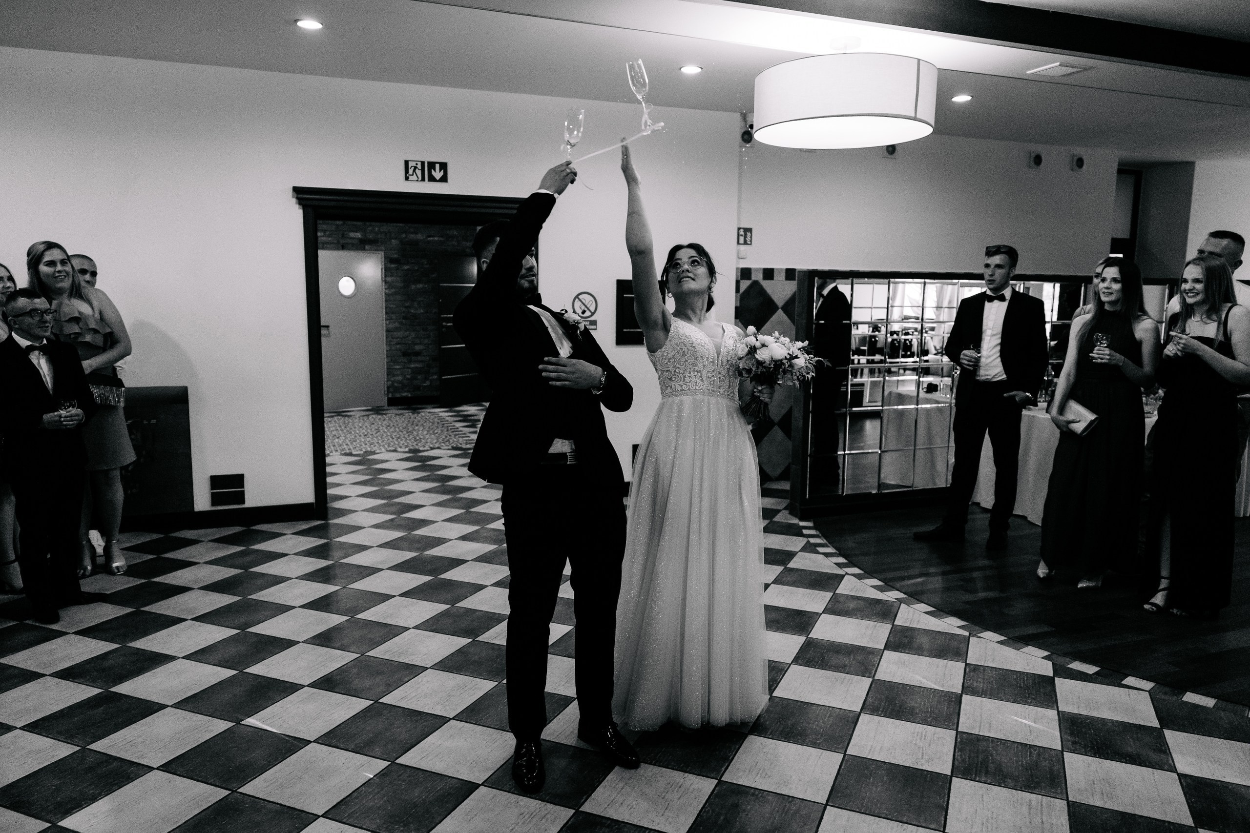 Klaudia ♡ Adrian. Fotograf Ślubny Warszawa - Sesje Biznesowe Rodzinne Eventy