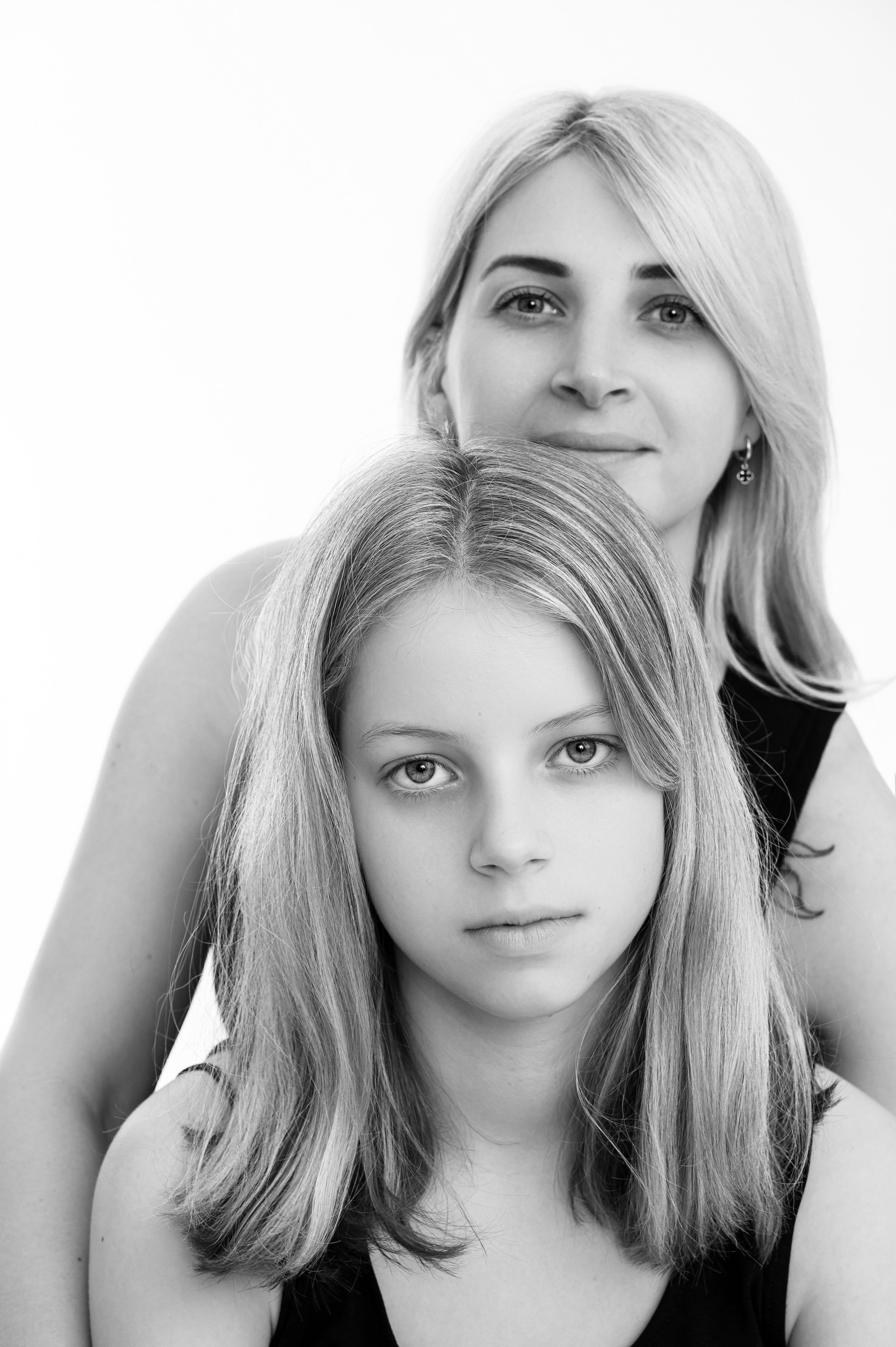 Анастасия и Каролина. Sākums