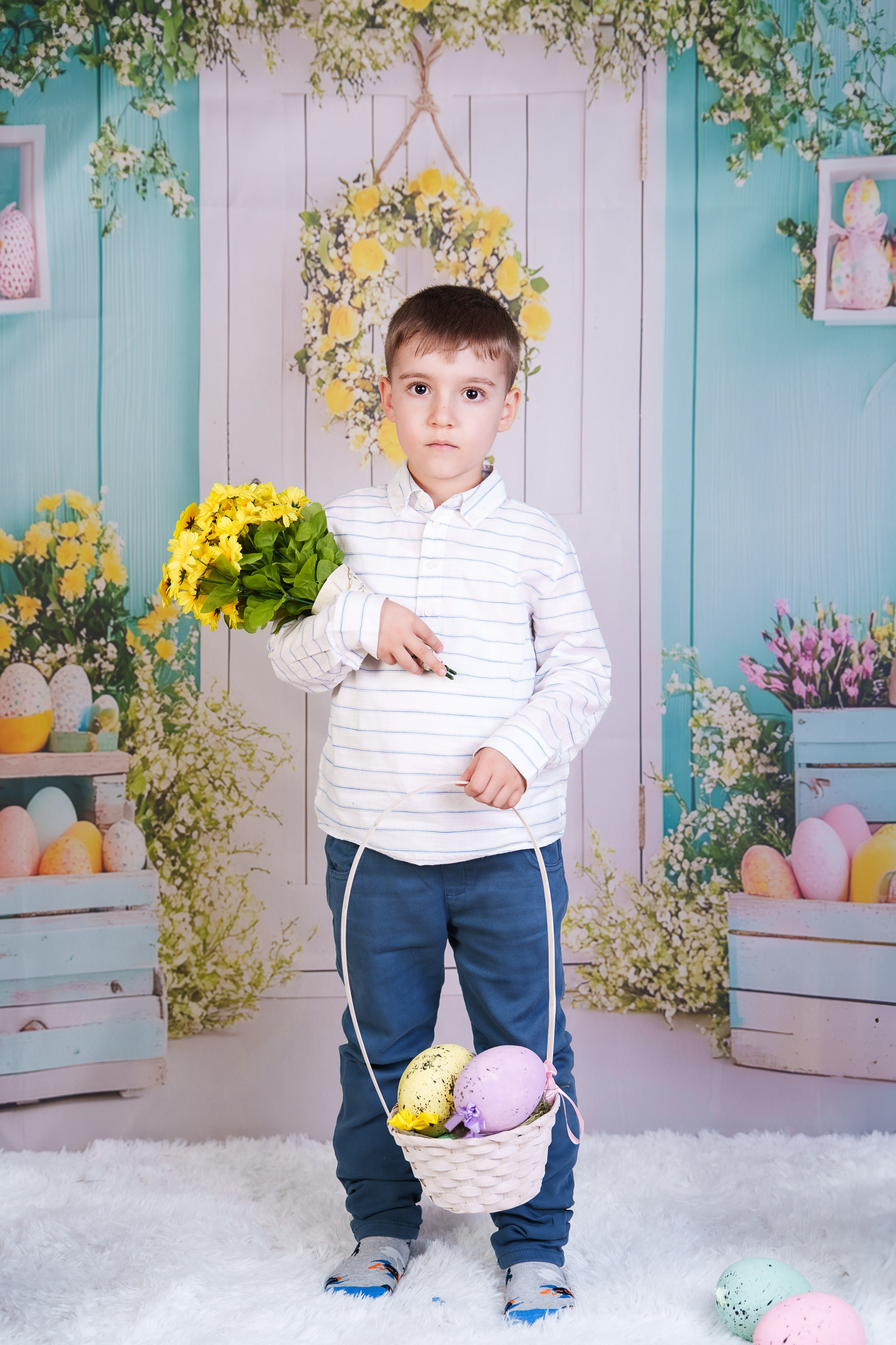 Sedinta foto Paste - Gradinita Miniterra. Liviu Andrei - Fotograf