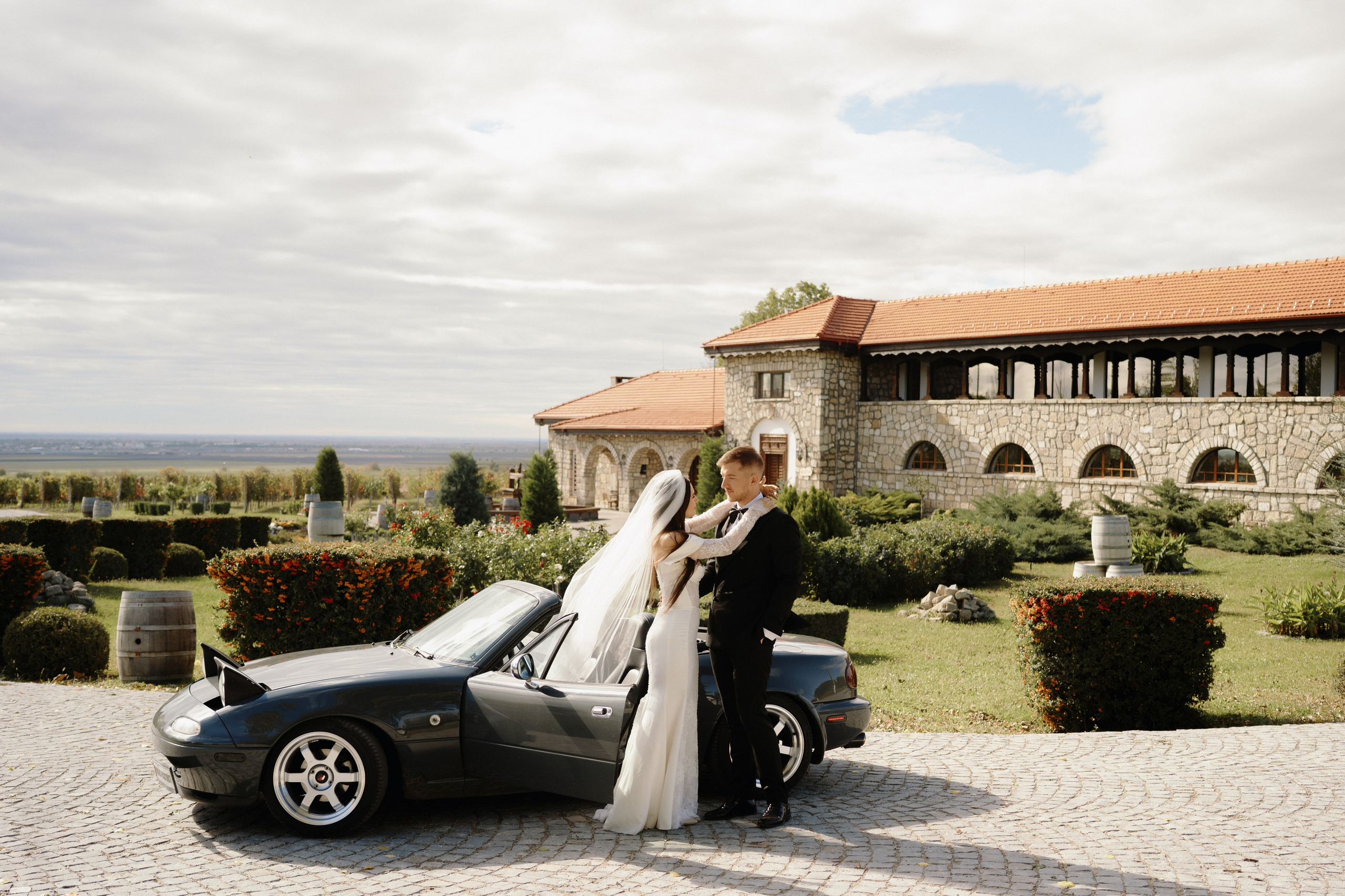 Cristina & Bogdan. STORYCATCHERS