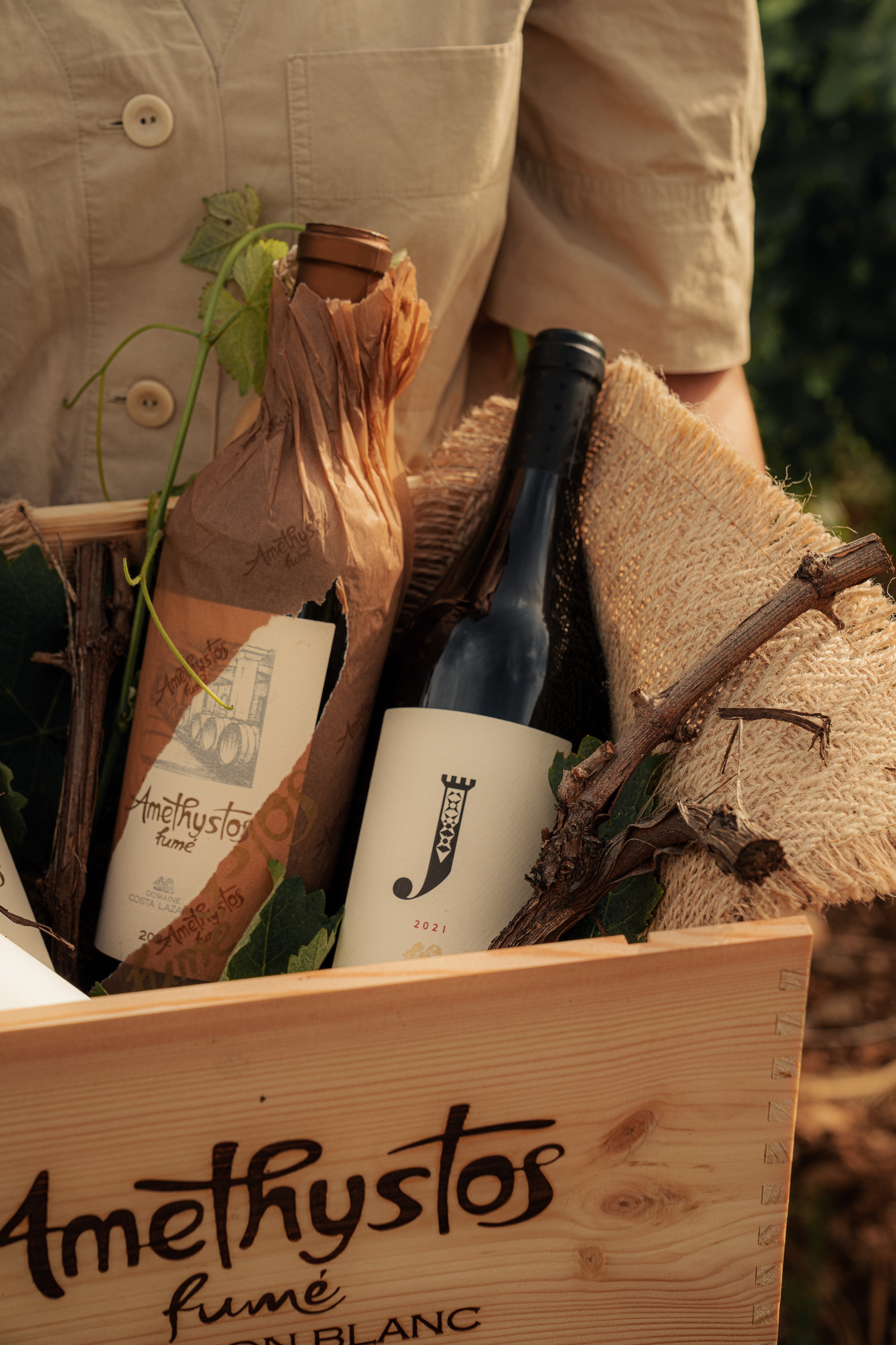 Estates Costa Lazaridi