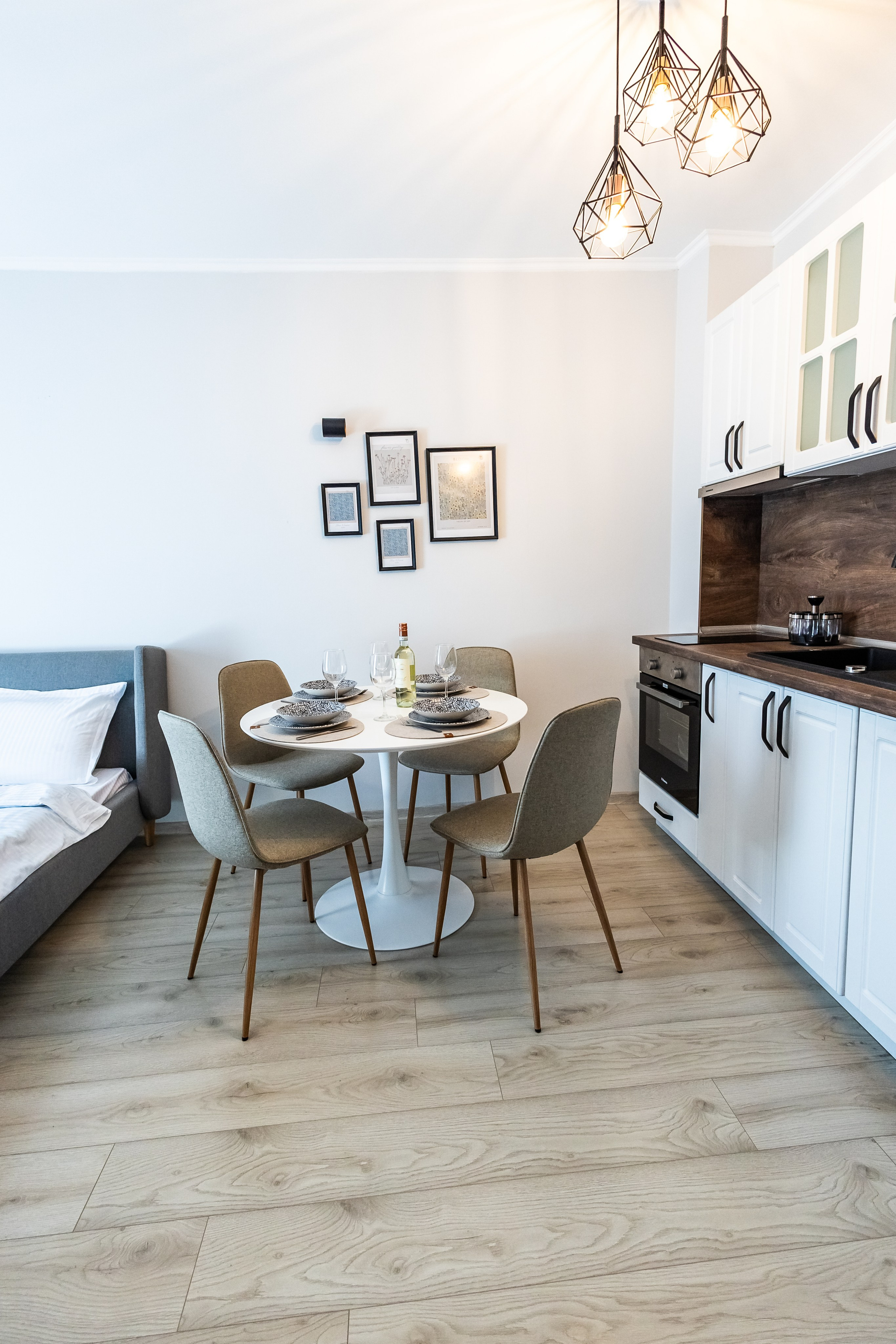 Хотел. Фотограф Ирина Йотова